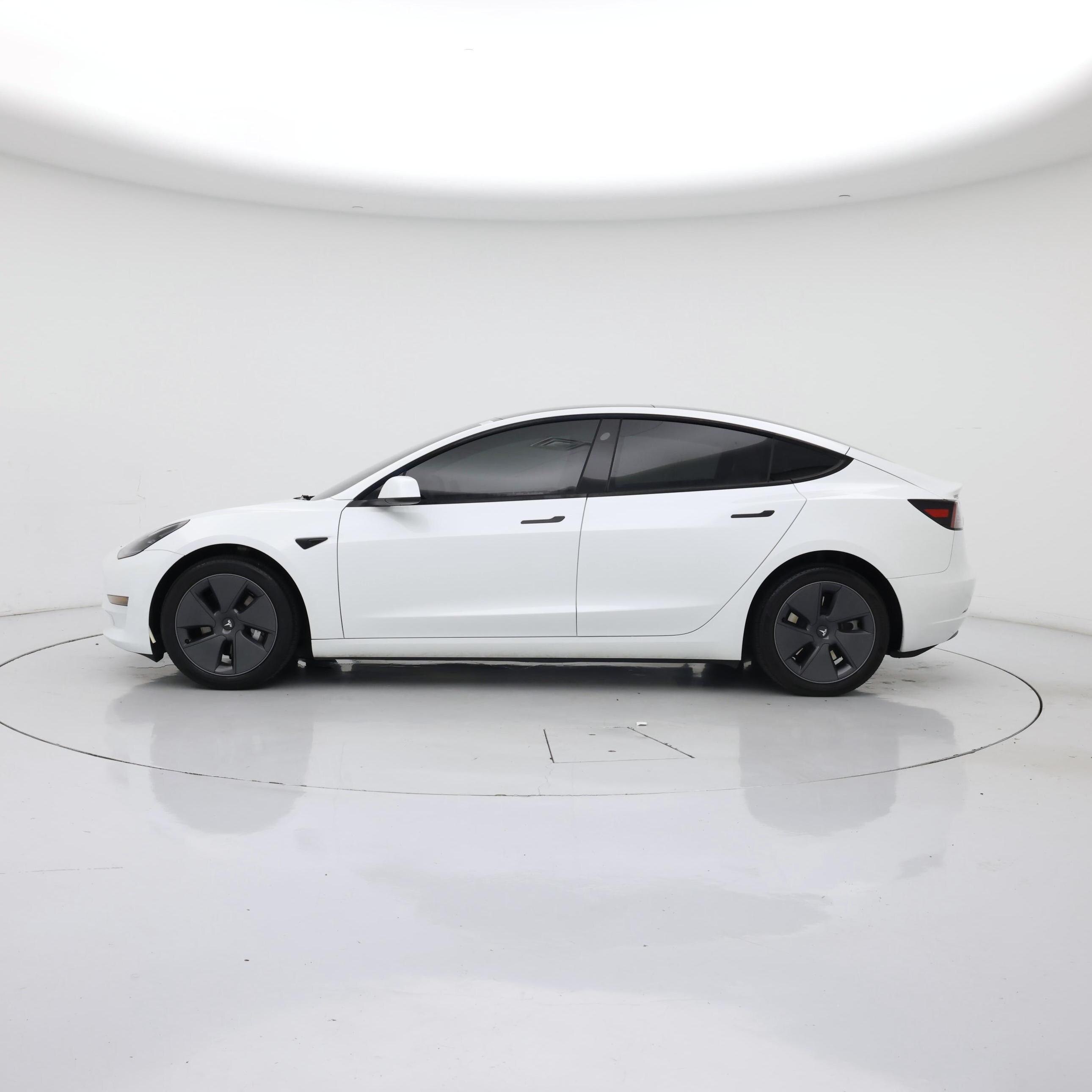 Thumbnail: 2023 Tesla Model 3 - 3