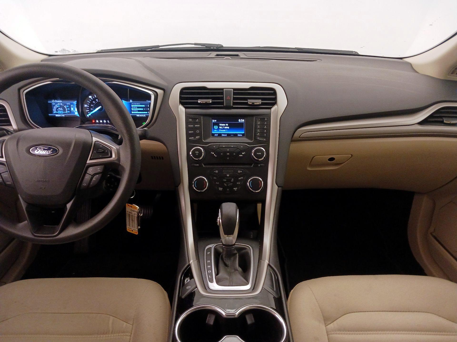 Thumbnail: 2015 Ford Fusion - 9