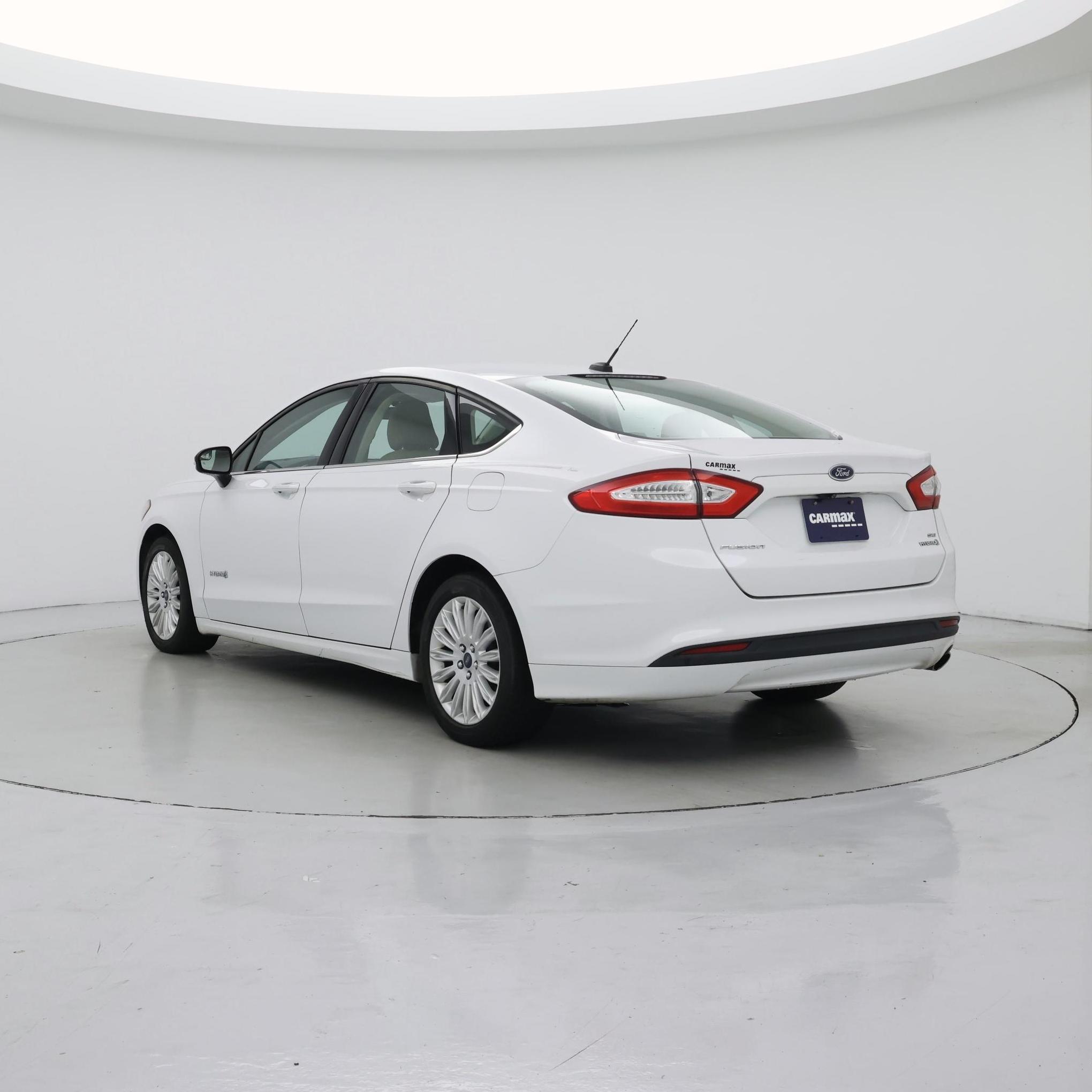 Thumbnail: 2015 Ford Fusion - 2