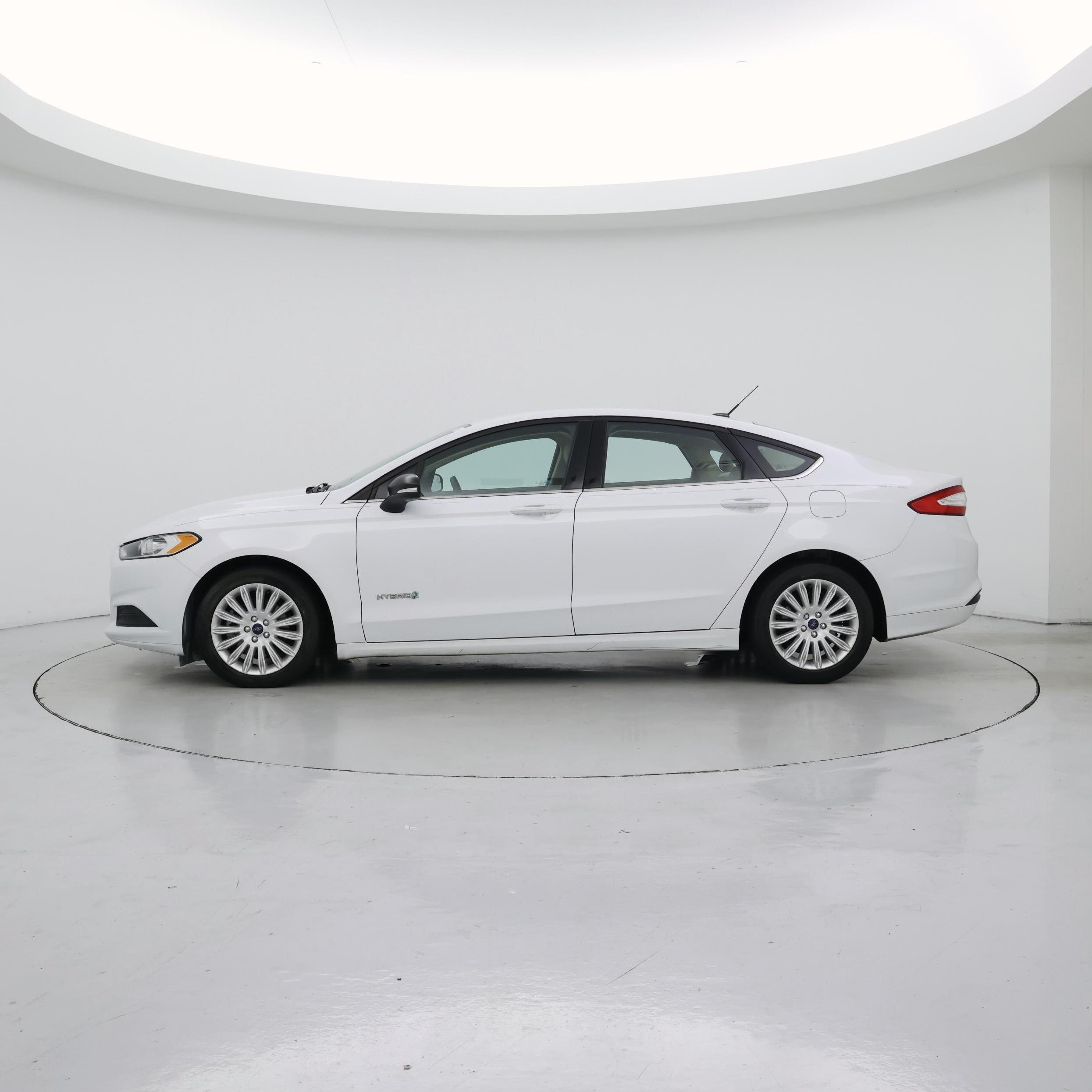 Thumbnail: 2015 Ford Fusion - 3