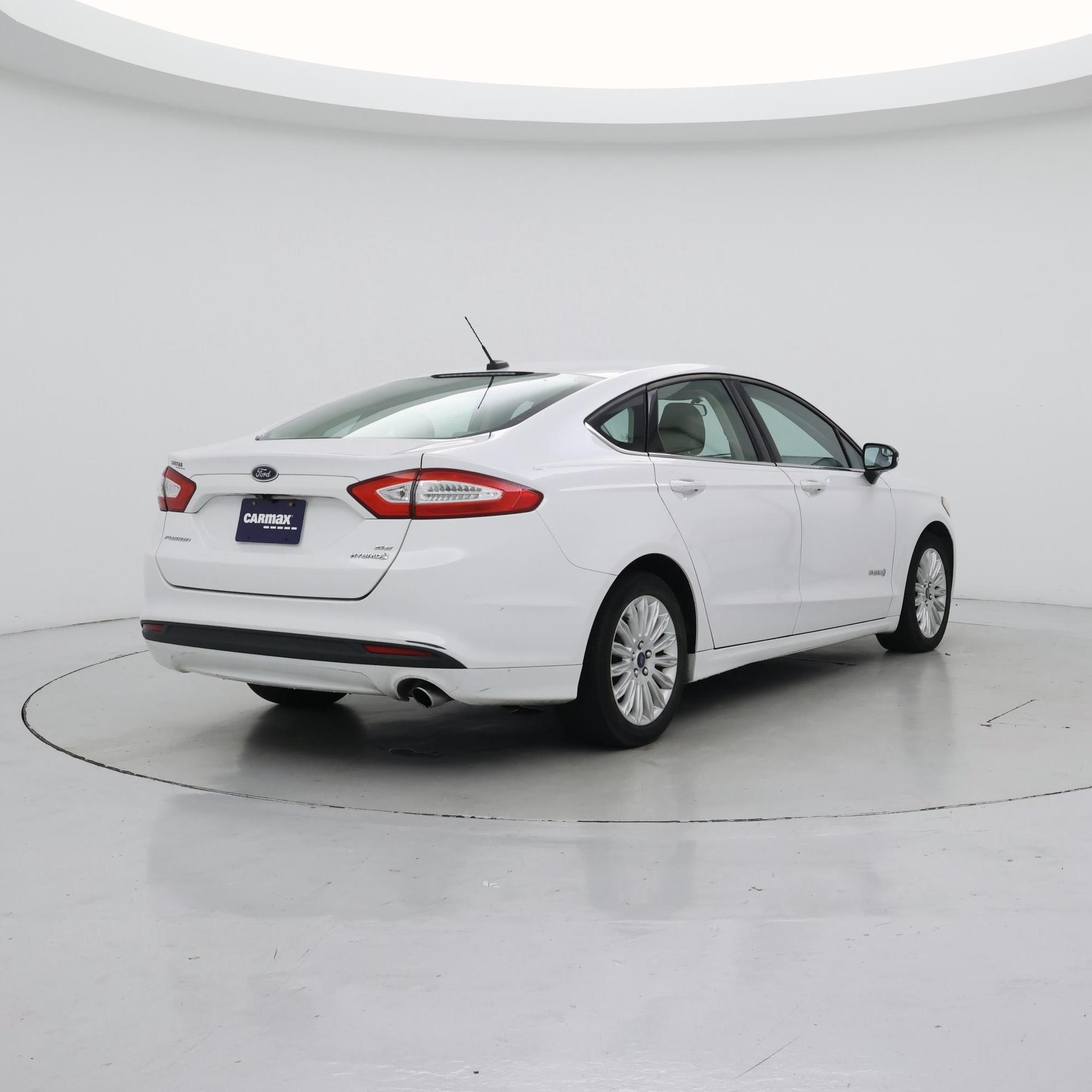 Thumbnail: 2015 Ford Fusion - 8