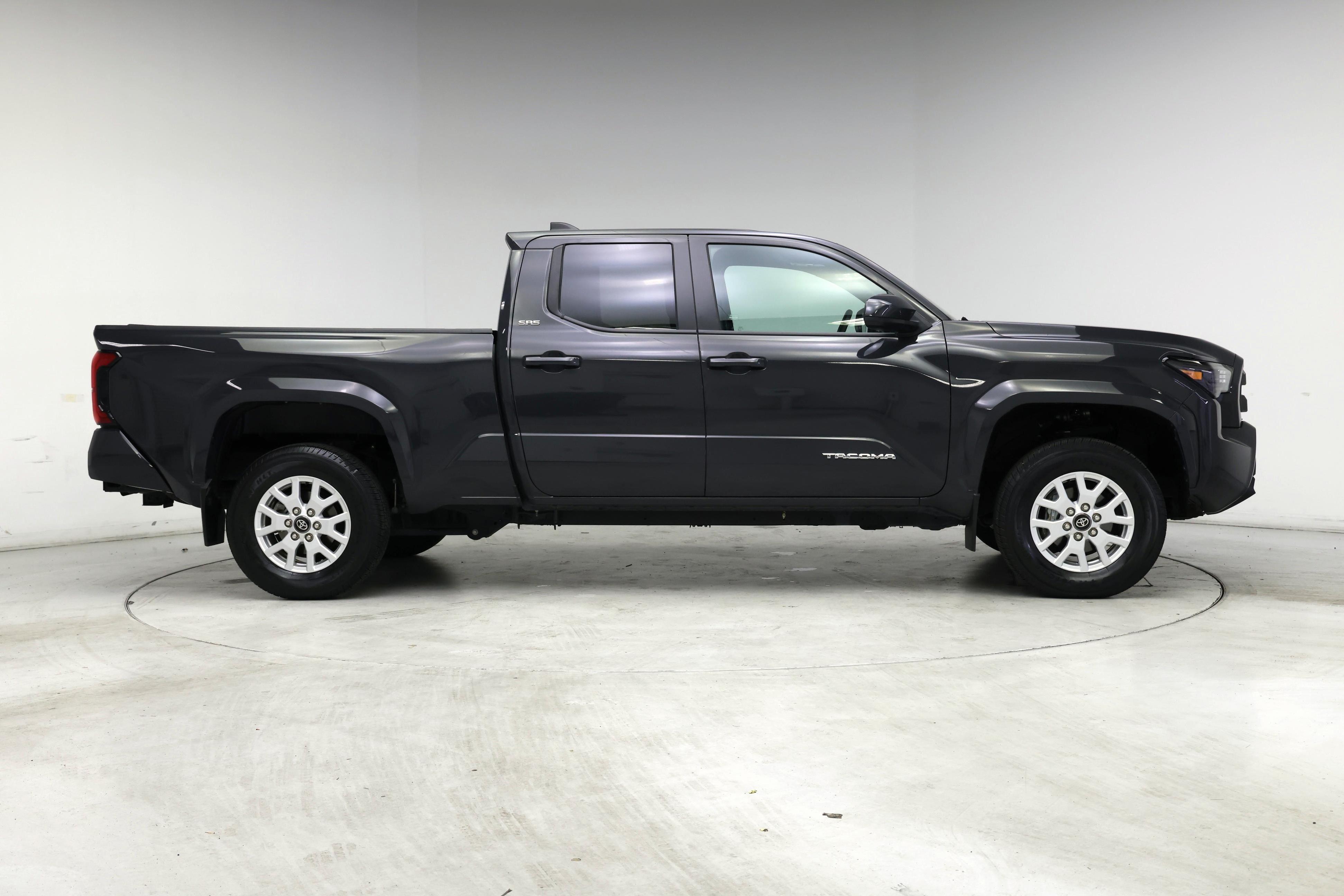 Thumbnail: 2024 Toyota Tacoma - 7