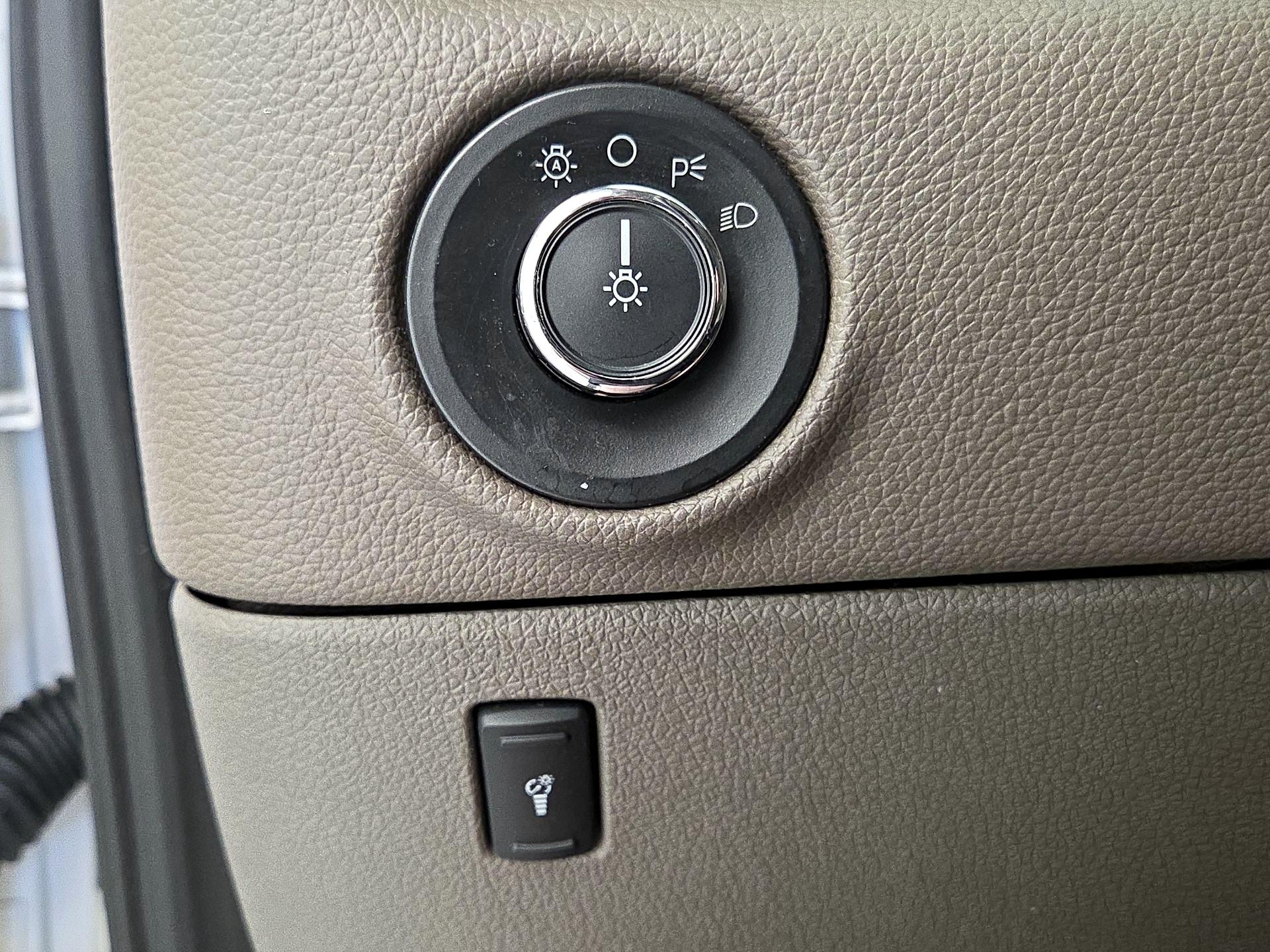 Thumbnail: 2017 Lincoln Navigator - 13