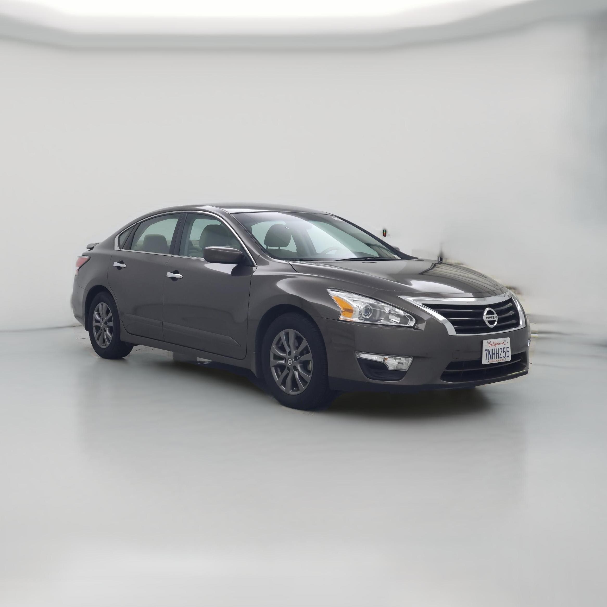 Thumbnail: 2015 Nissan Altima - 1