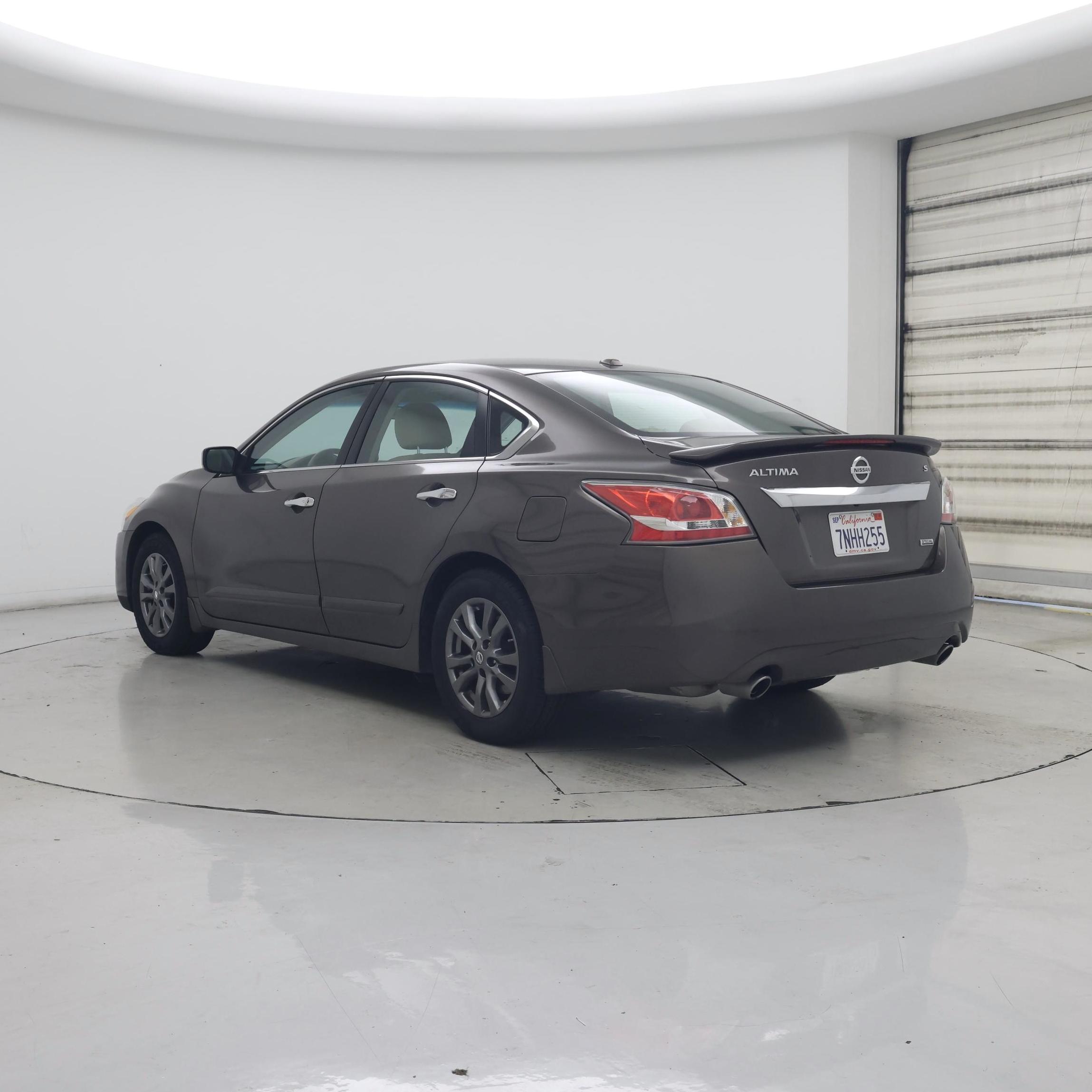 Thumbnail: 2015 Nissan Altima - 2