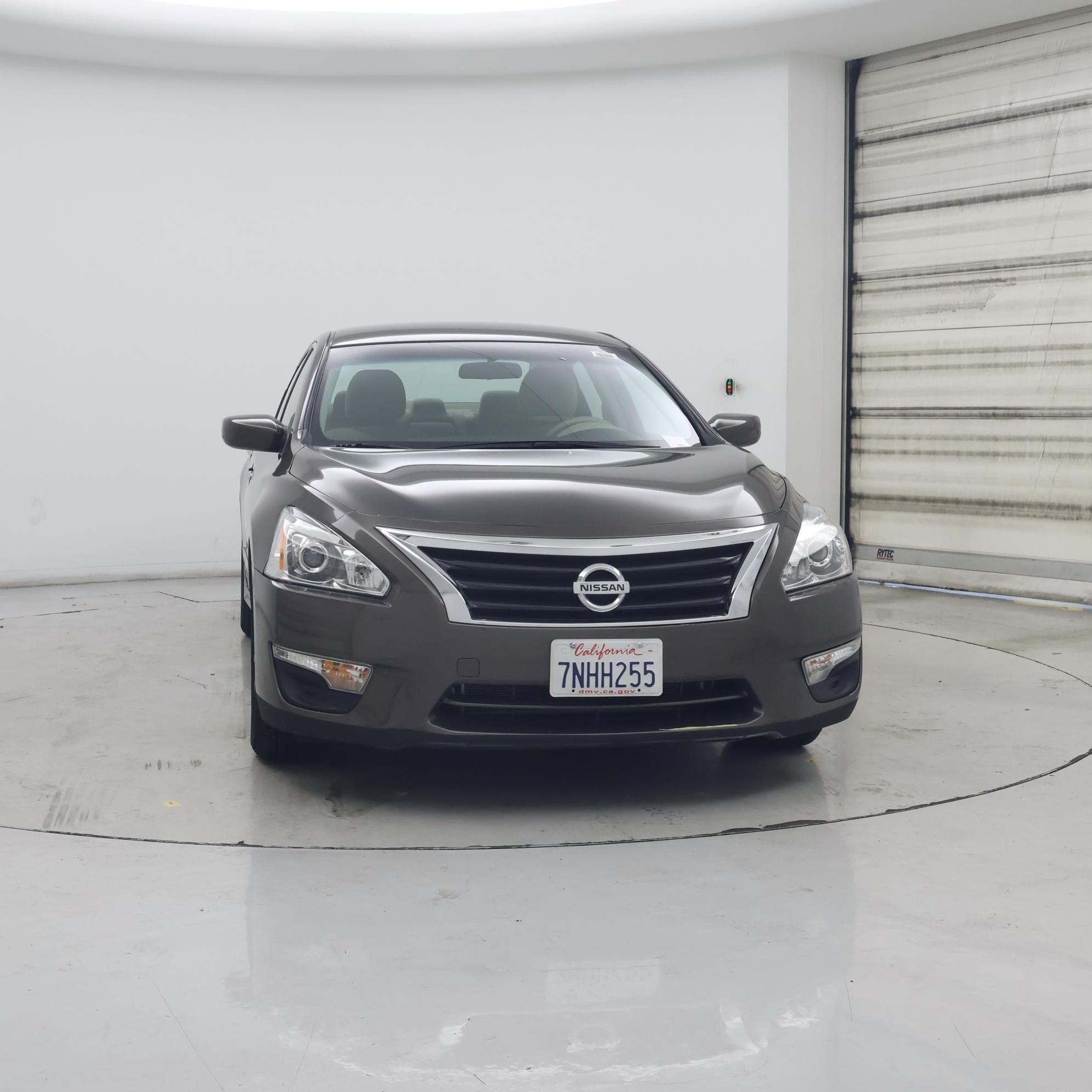 Thumbnail: 2015 Nissan Altima - 5