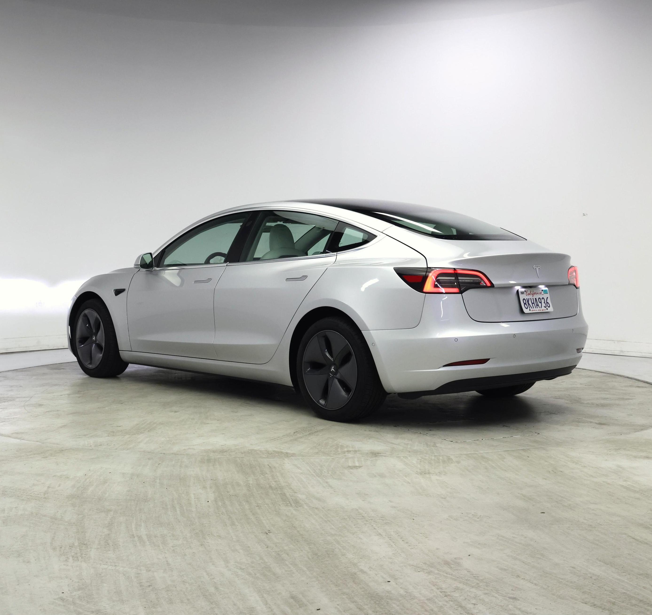 Thumbnail: 2019 Tesla Model 3 - 2