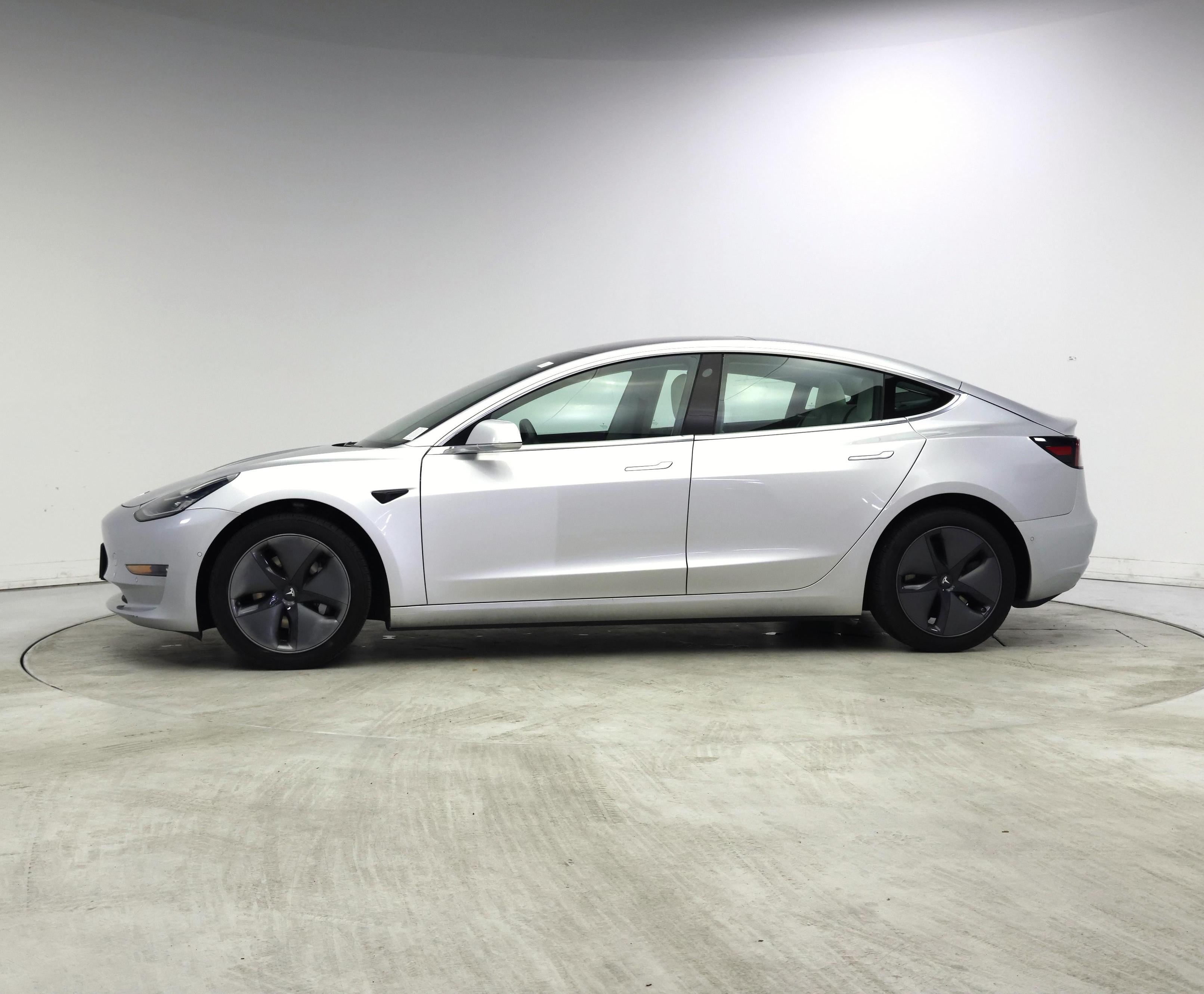 Thumbnail: 2019 Tesla Model 3 - 3