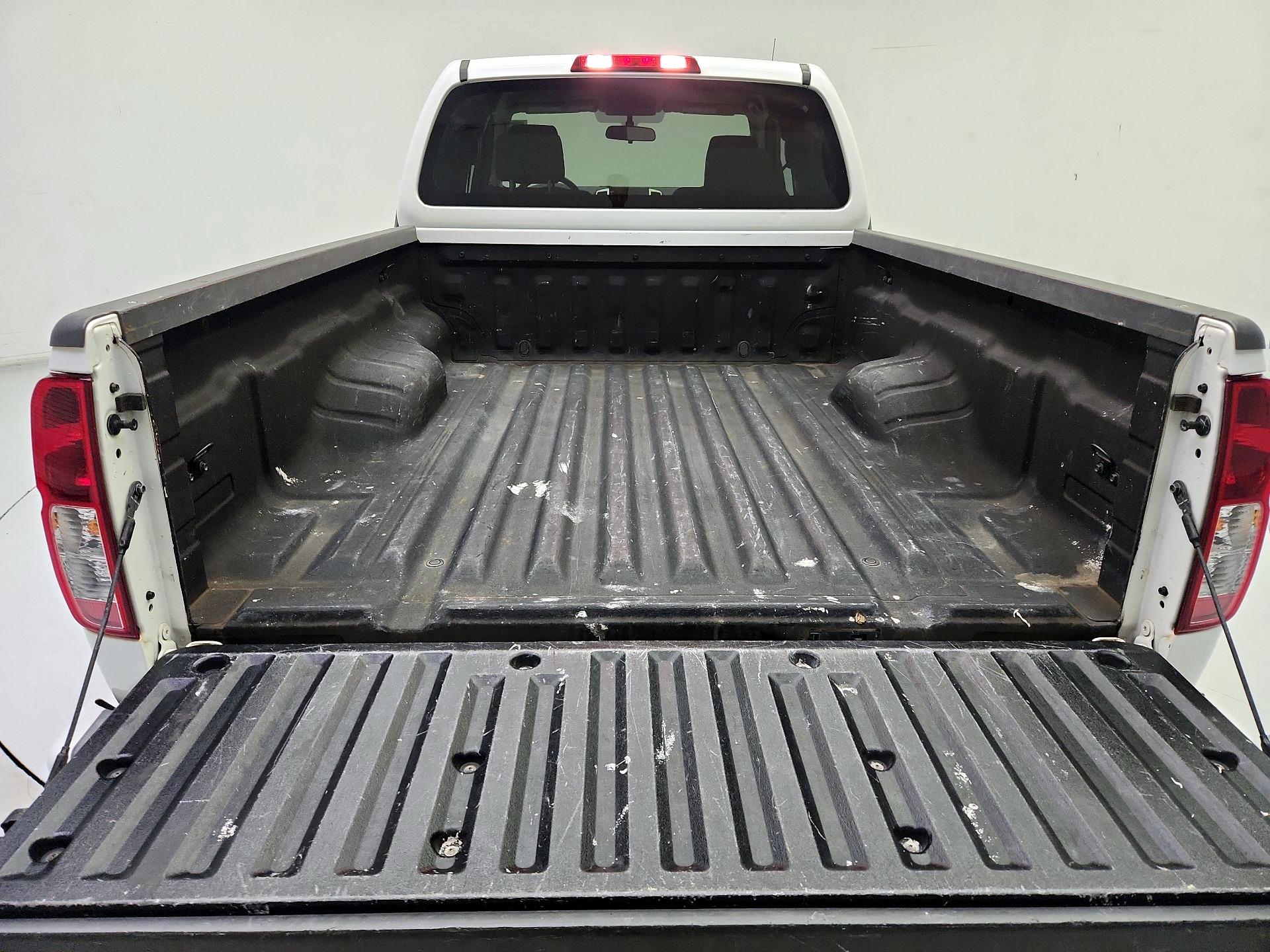 Thumbnail: 2019 Nissan Frontier - 19