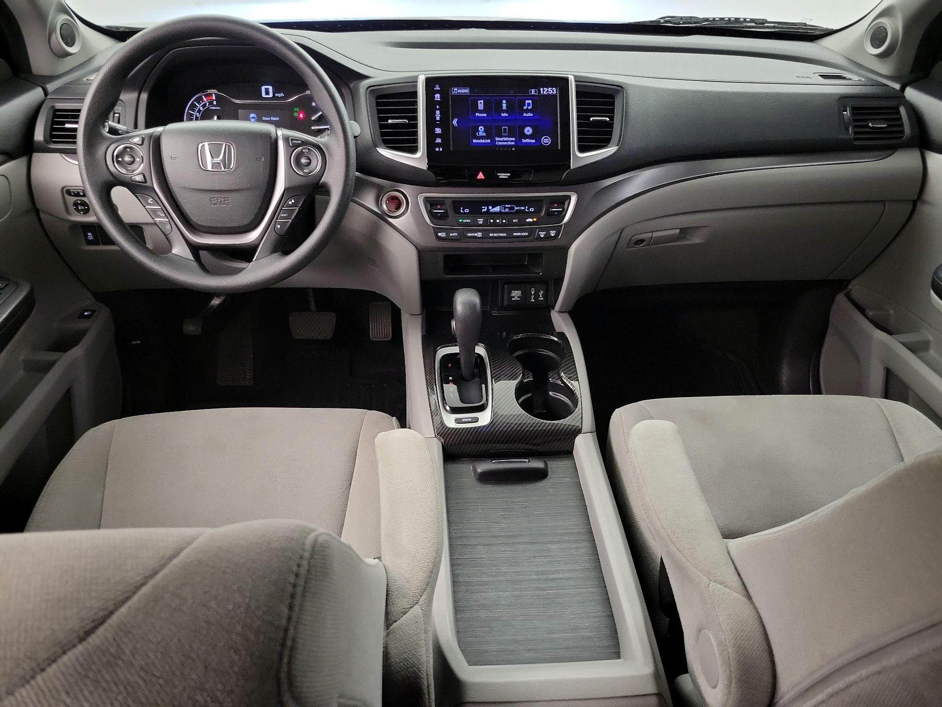 Thumbnail: 2018 Honda Pilot - 9