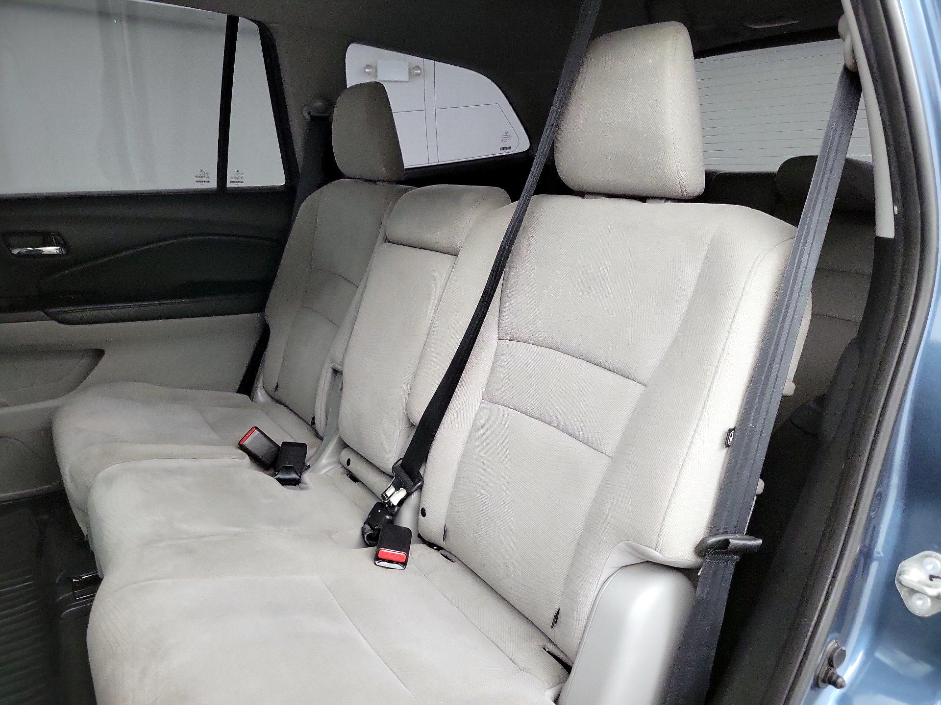 Thumbnail: 2018 Honda Pilot - 19