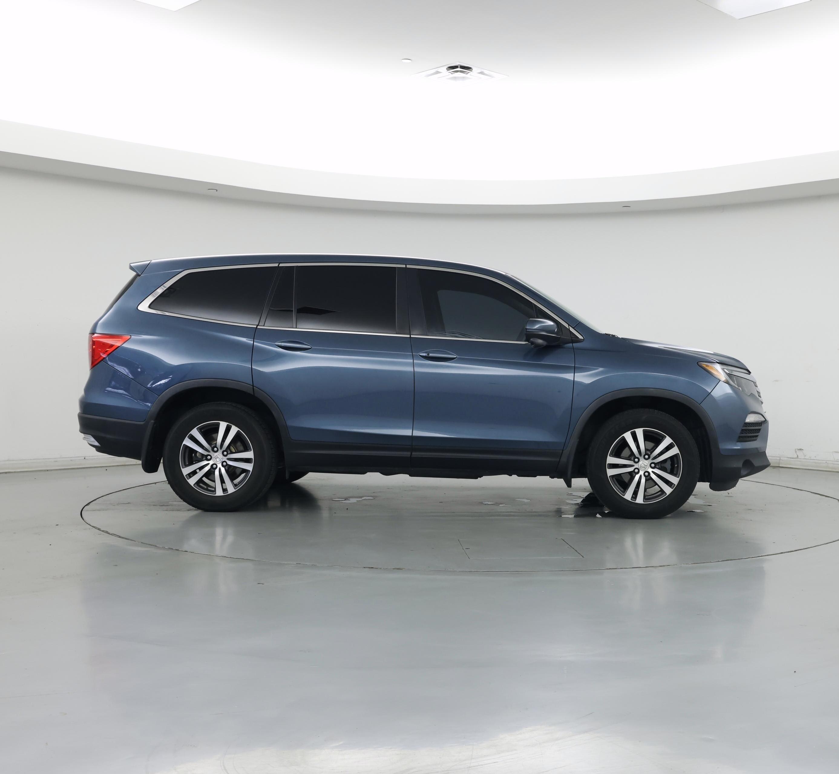 Thumbnail: 2018 Honda Pilot - 7