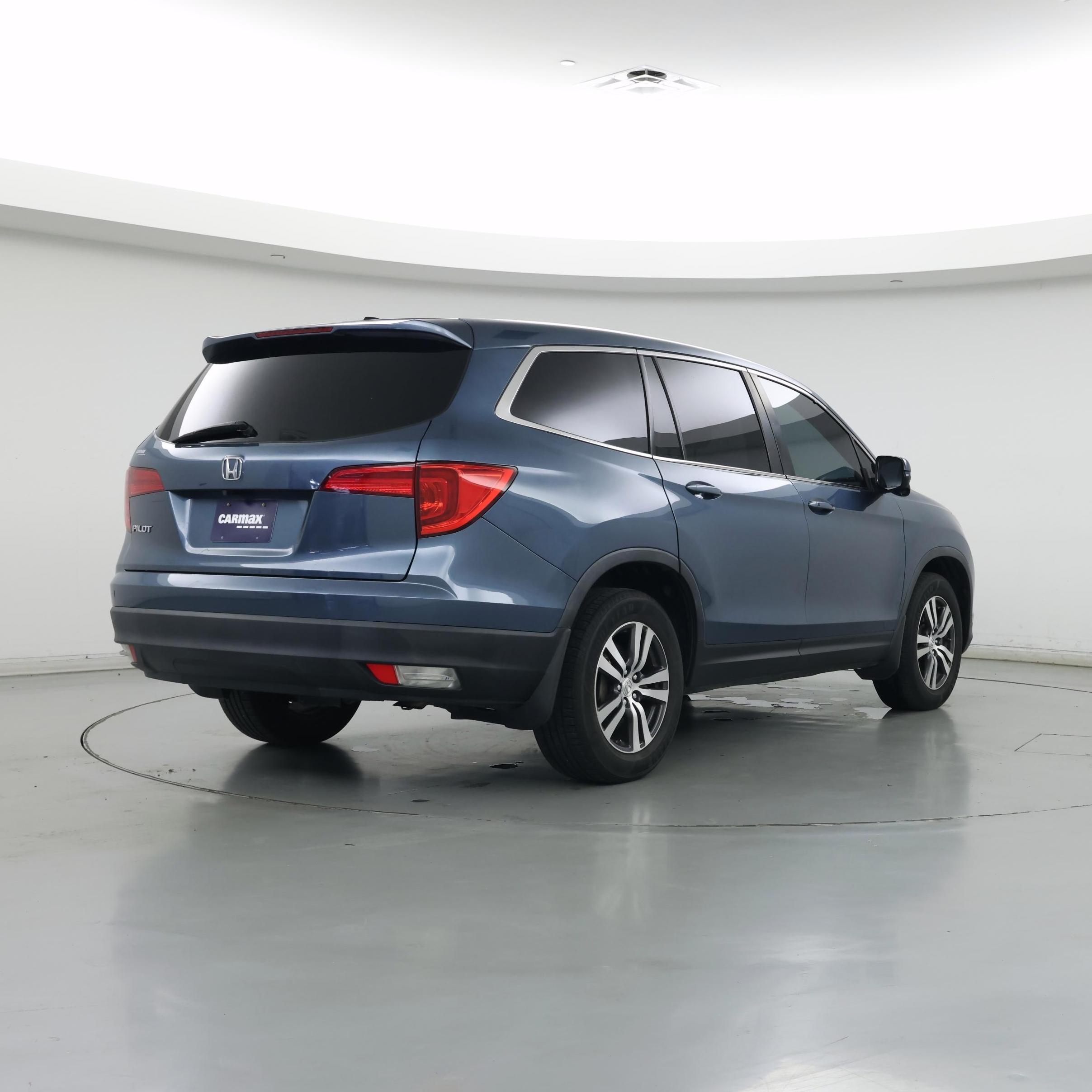 Thumbnail: 2018 Honda Pilot - 8