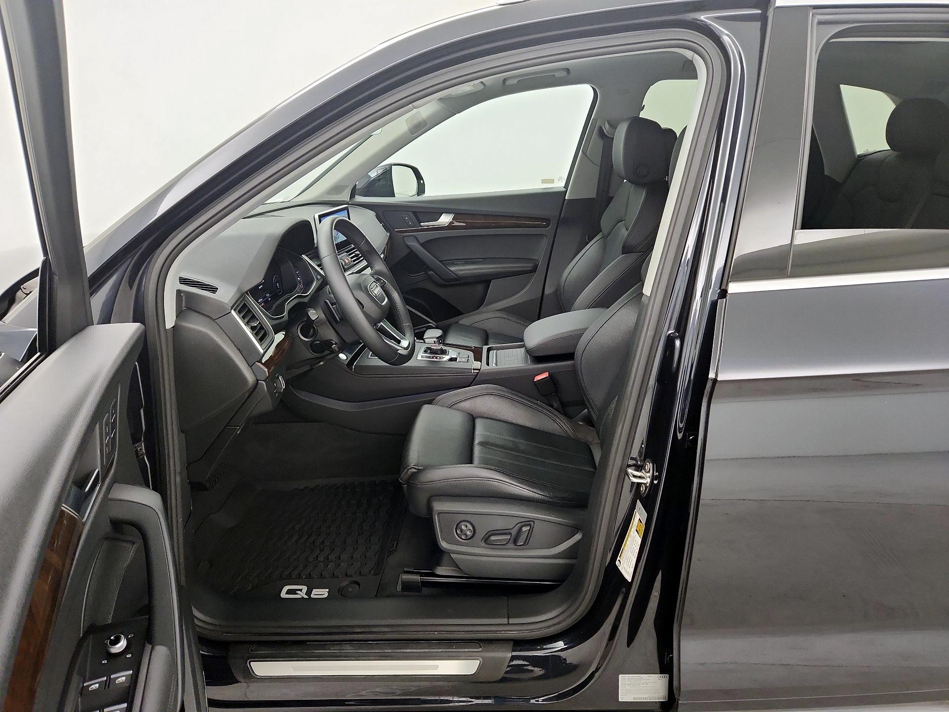 Thumbnail: 2019 Audi Q5 - 11