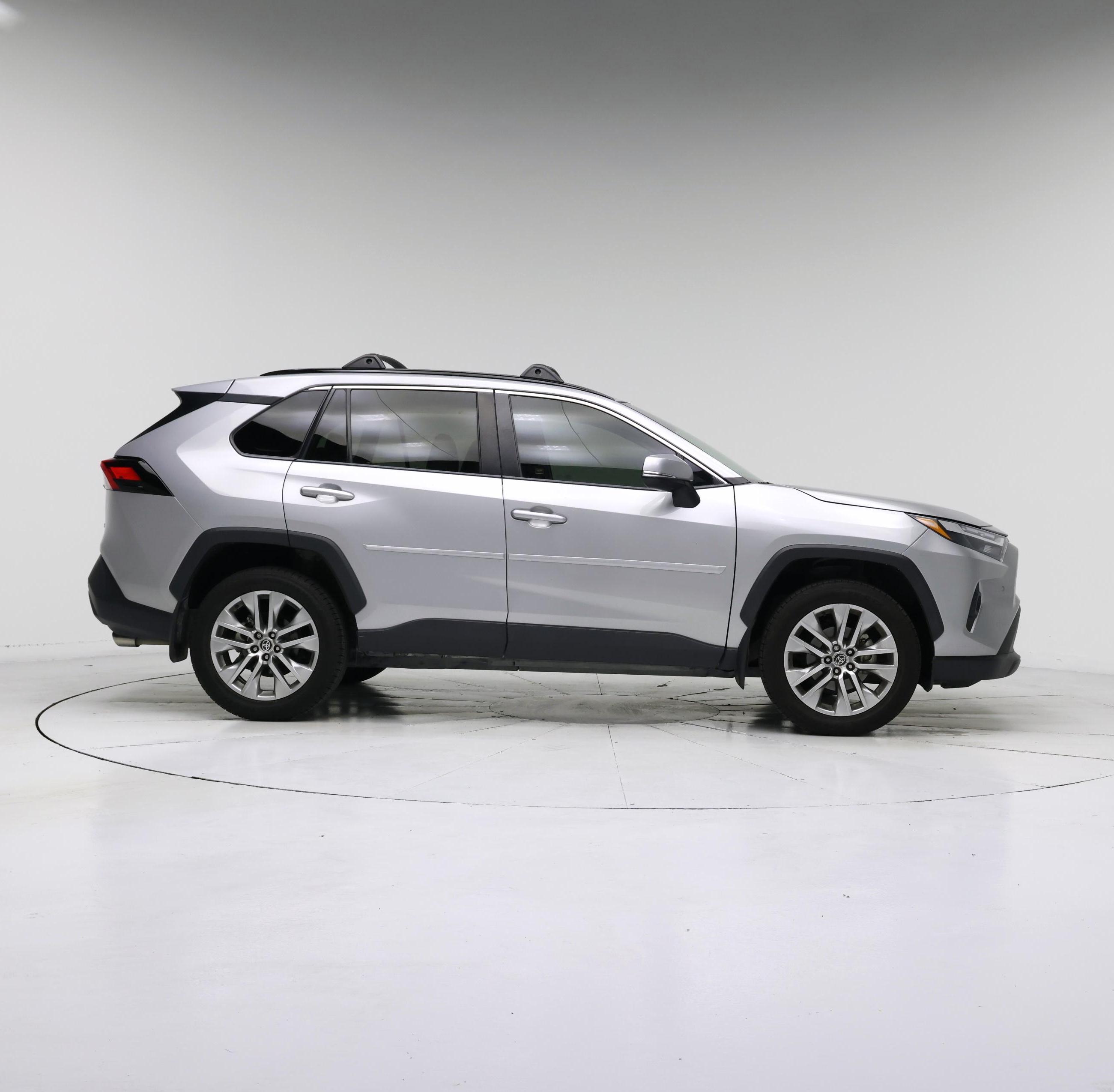 Thumbnail: 2023 Toyota RAV4 - 7