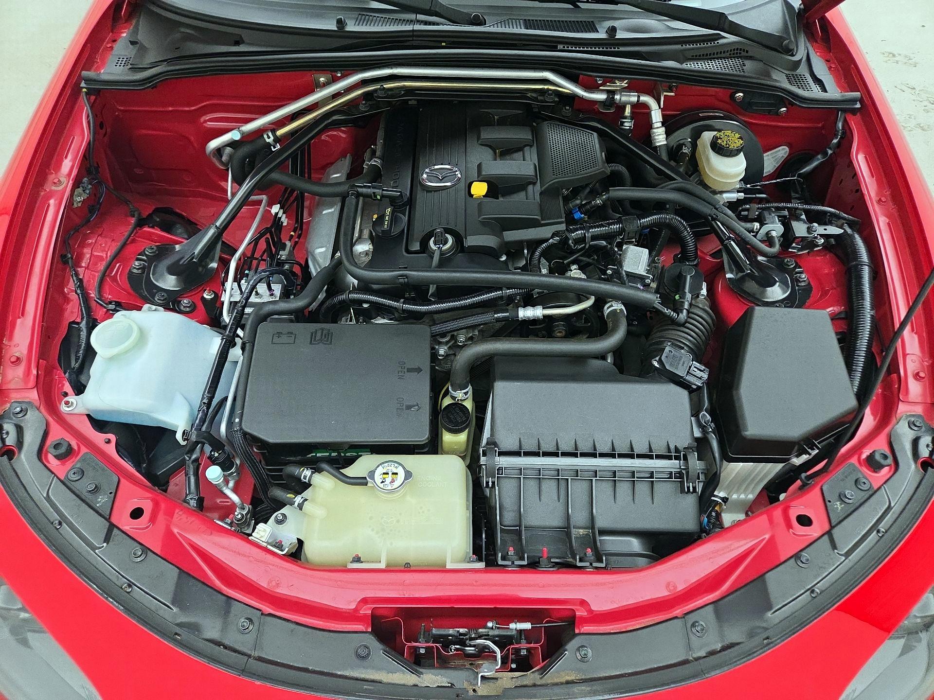 Thumbnail: 2014 Mazda MX-5 Miata - 19