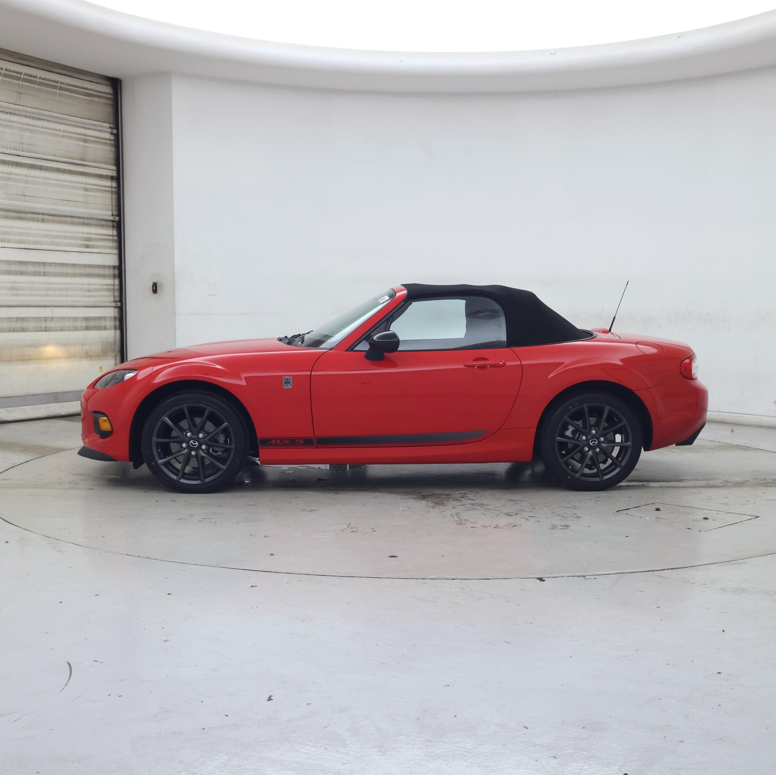 Thumbnail: 2014 Mazda MX-5 Miata - 3