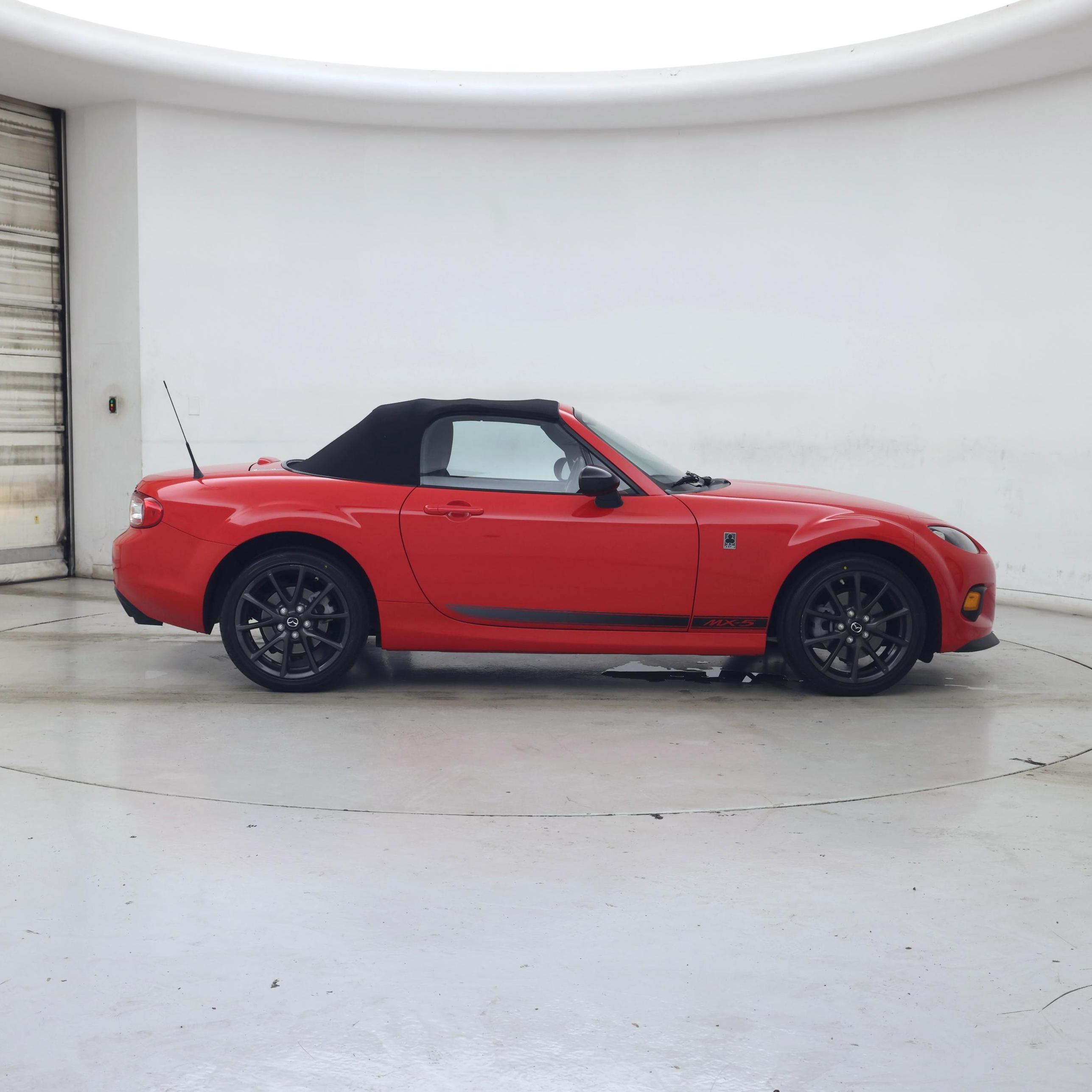 Thumbnail: 2014 Mazda MX-5 Miata - 7