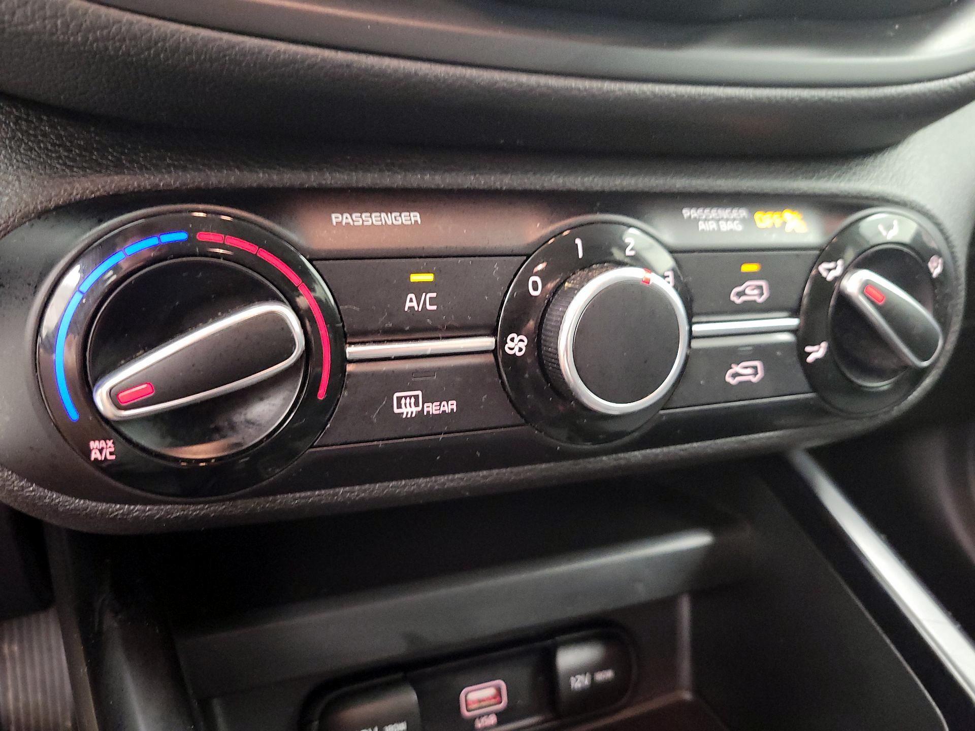 Thumbnail: 2022 Kia Soul - 16