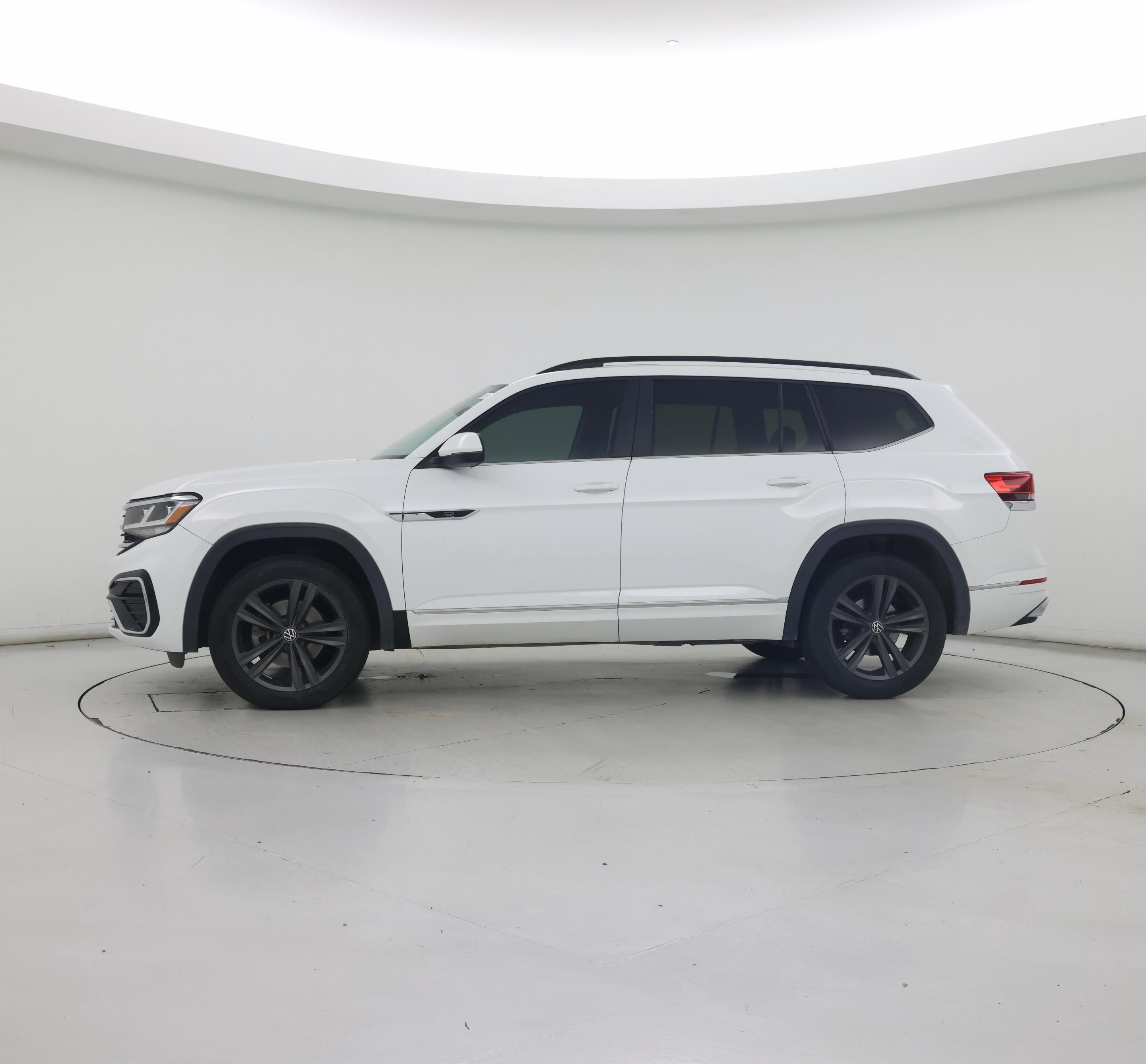 Thumbnail: 2021 Volkswagen Atlas - 3