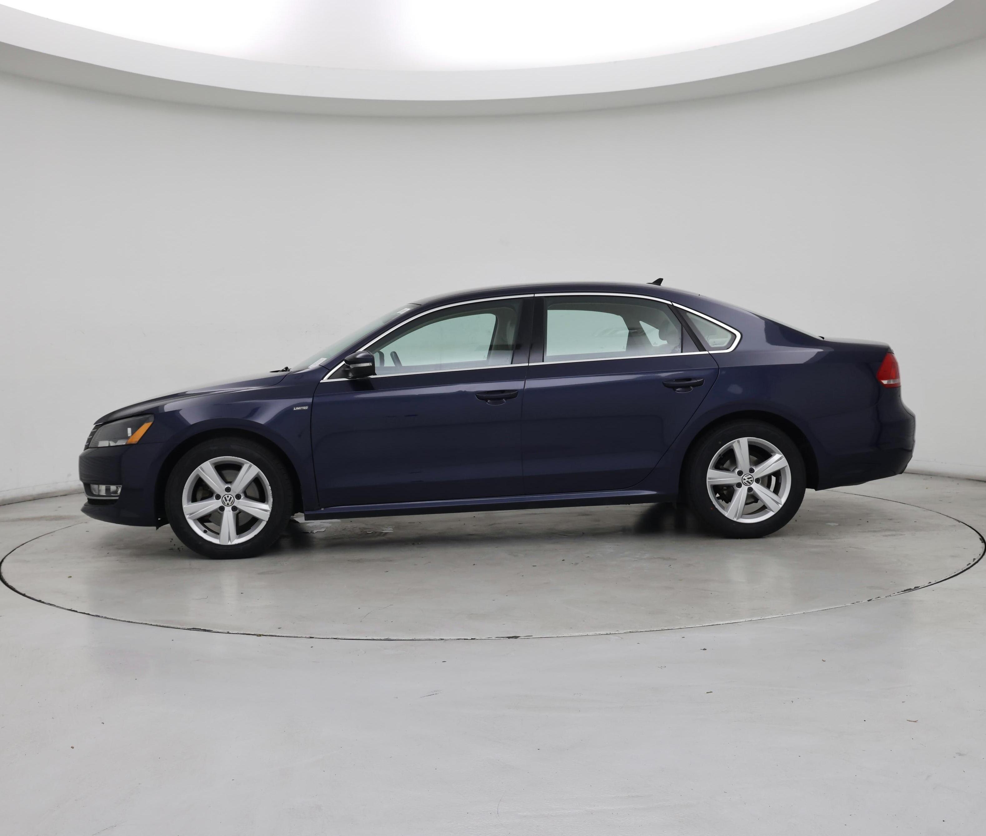 Thumbnail: 2015 Volkswagen Passat - 3