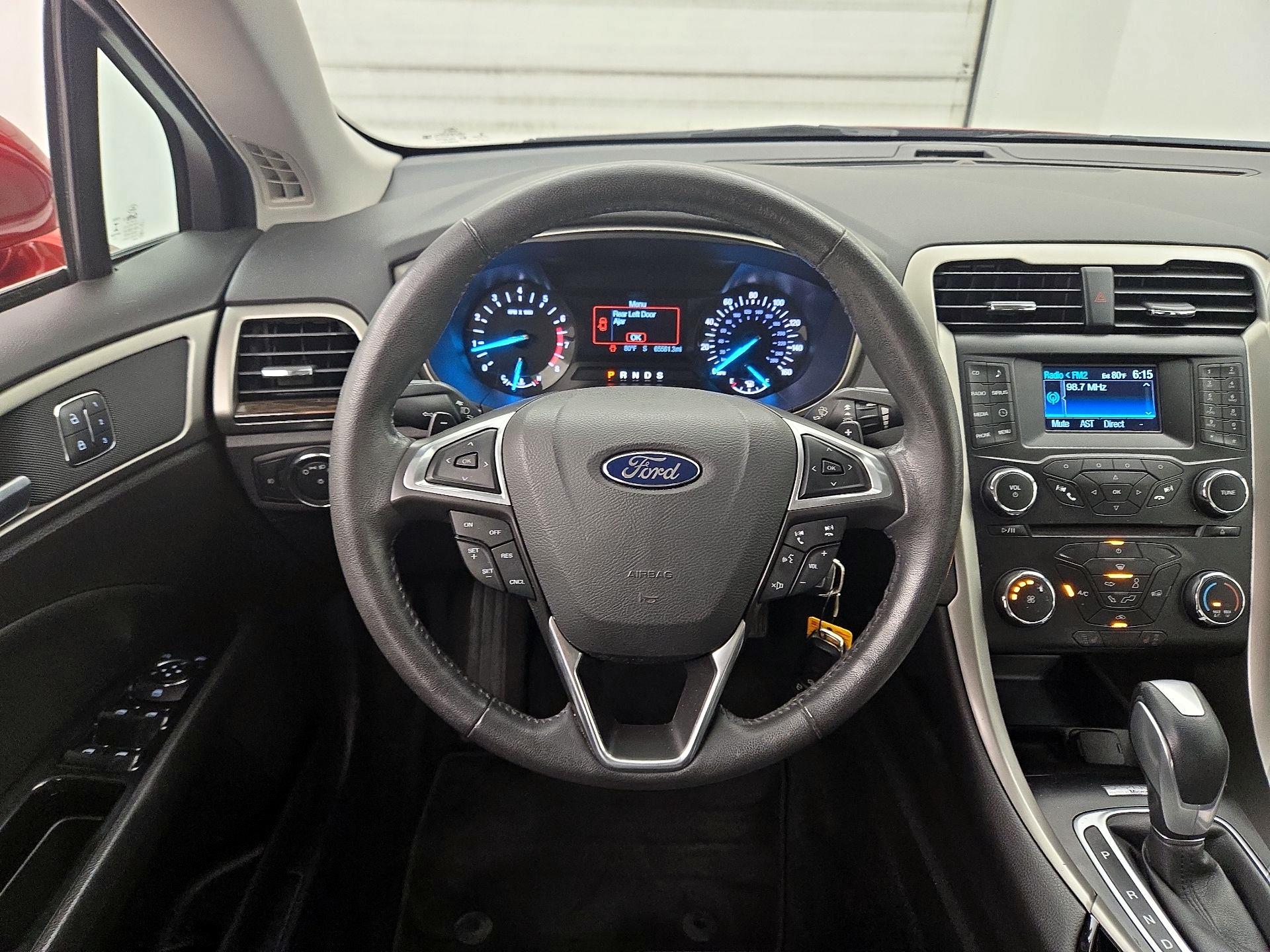 Thumbnail: 2014 Ford Fusion - 10