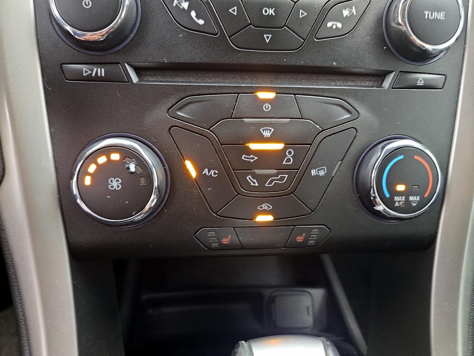 Thumbnail: 2014 Ford Fusion - 15