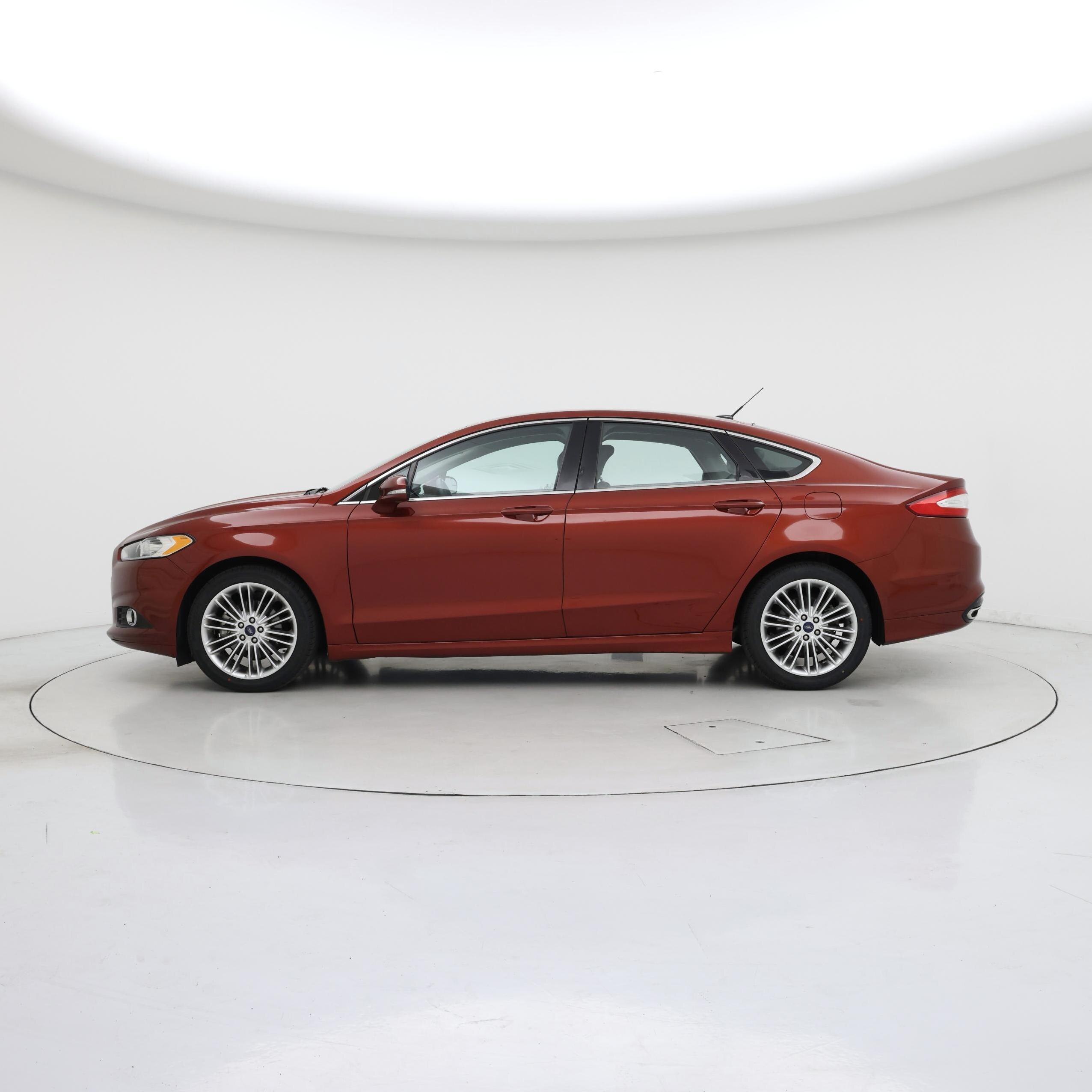 Thumbnail: 2014 Ford Fusion - 3