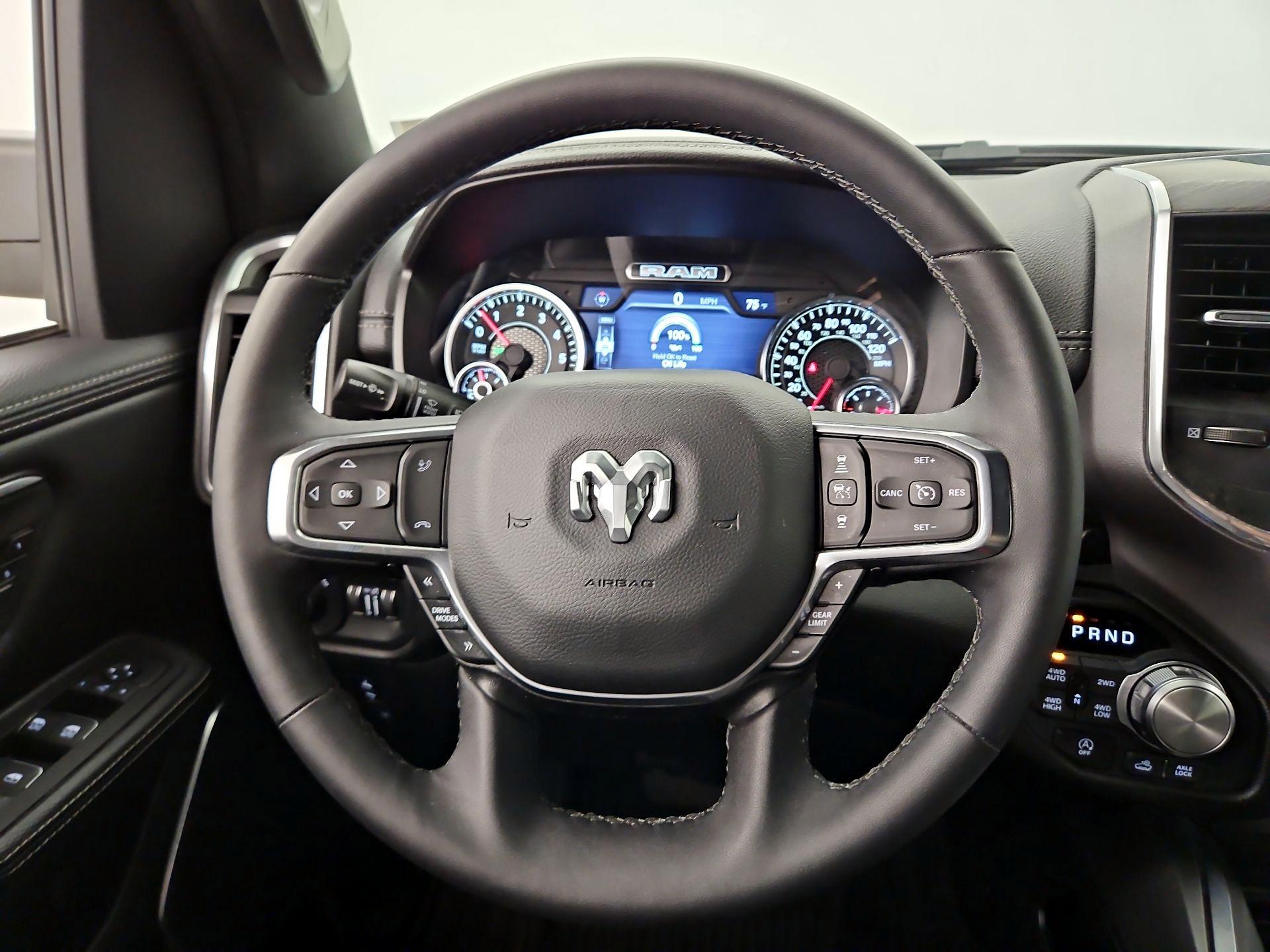Thumbnail: 2025 RAM 1500 - 10