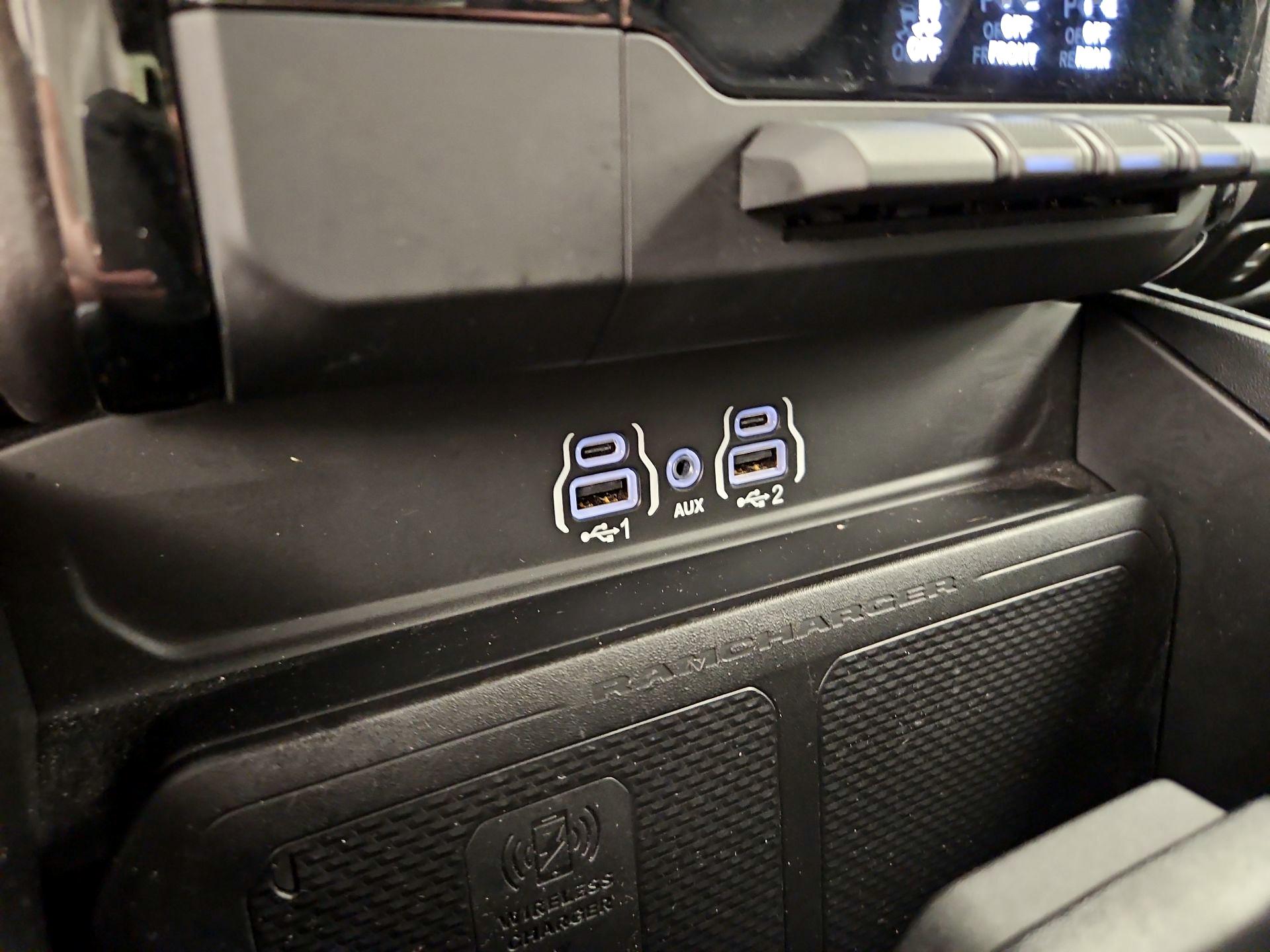 Thumbnail: 2025 RAM 1500 - 19