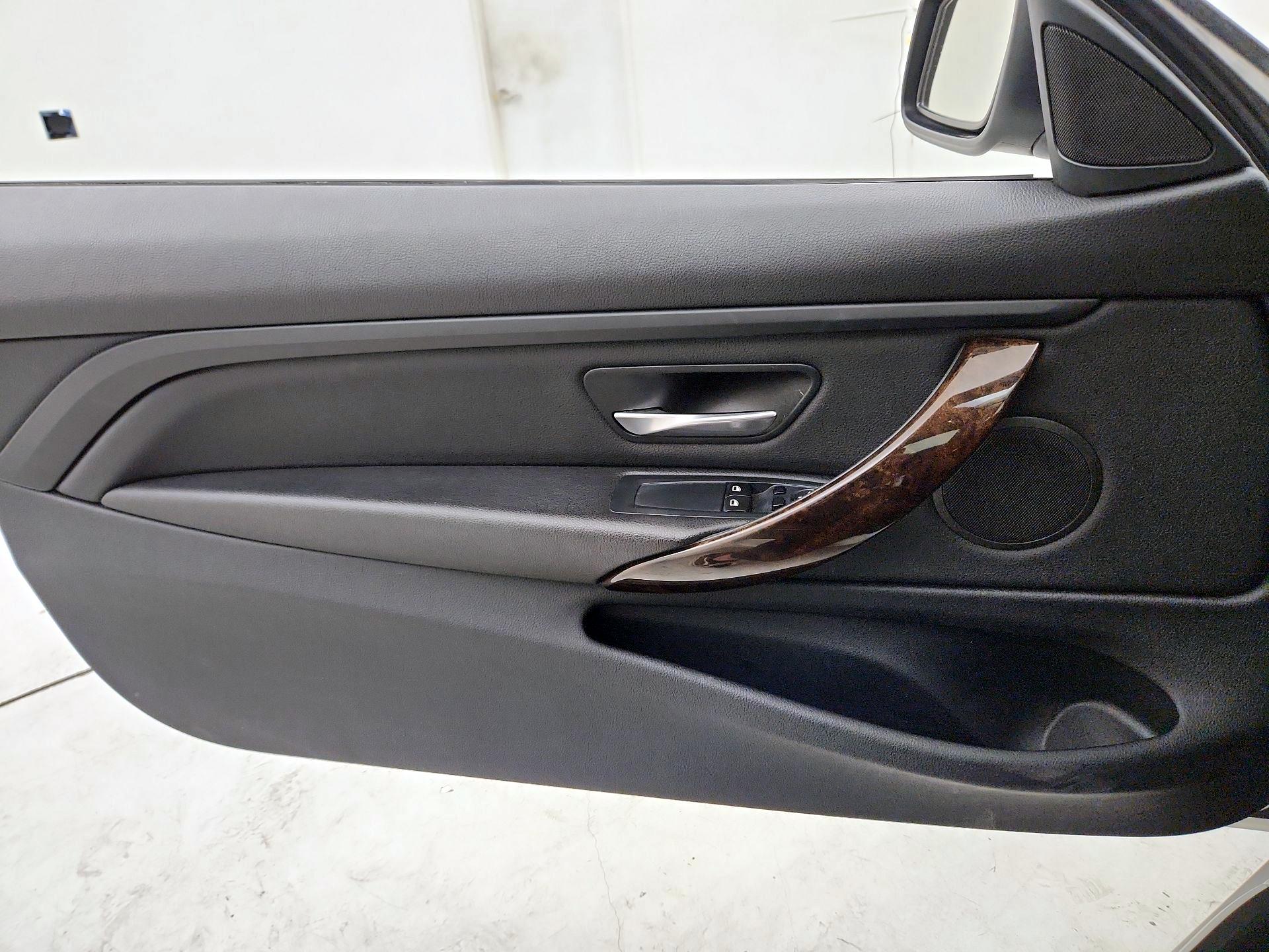 Thumbnail: 2015 BMW 4 Series - 12