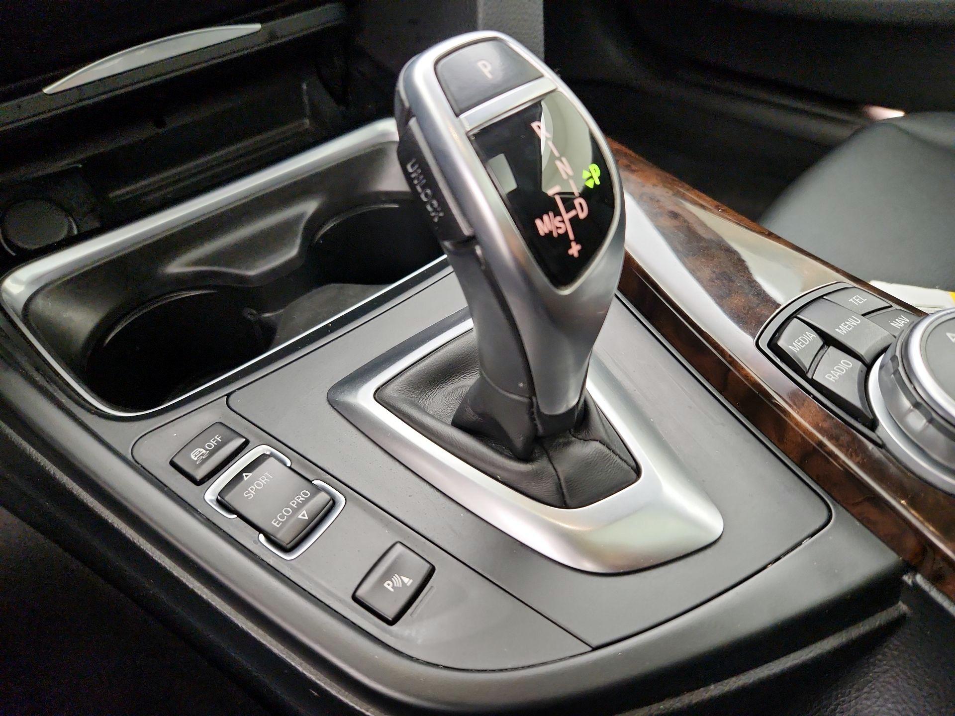 Thumbnail: 2015 BMW 4 Series - 17