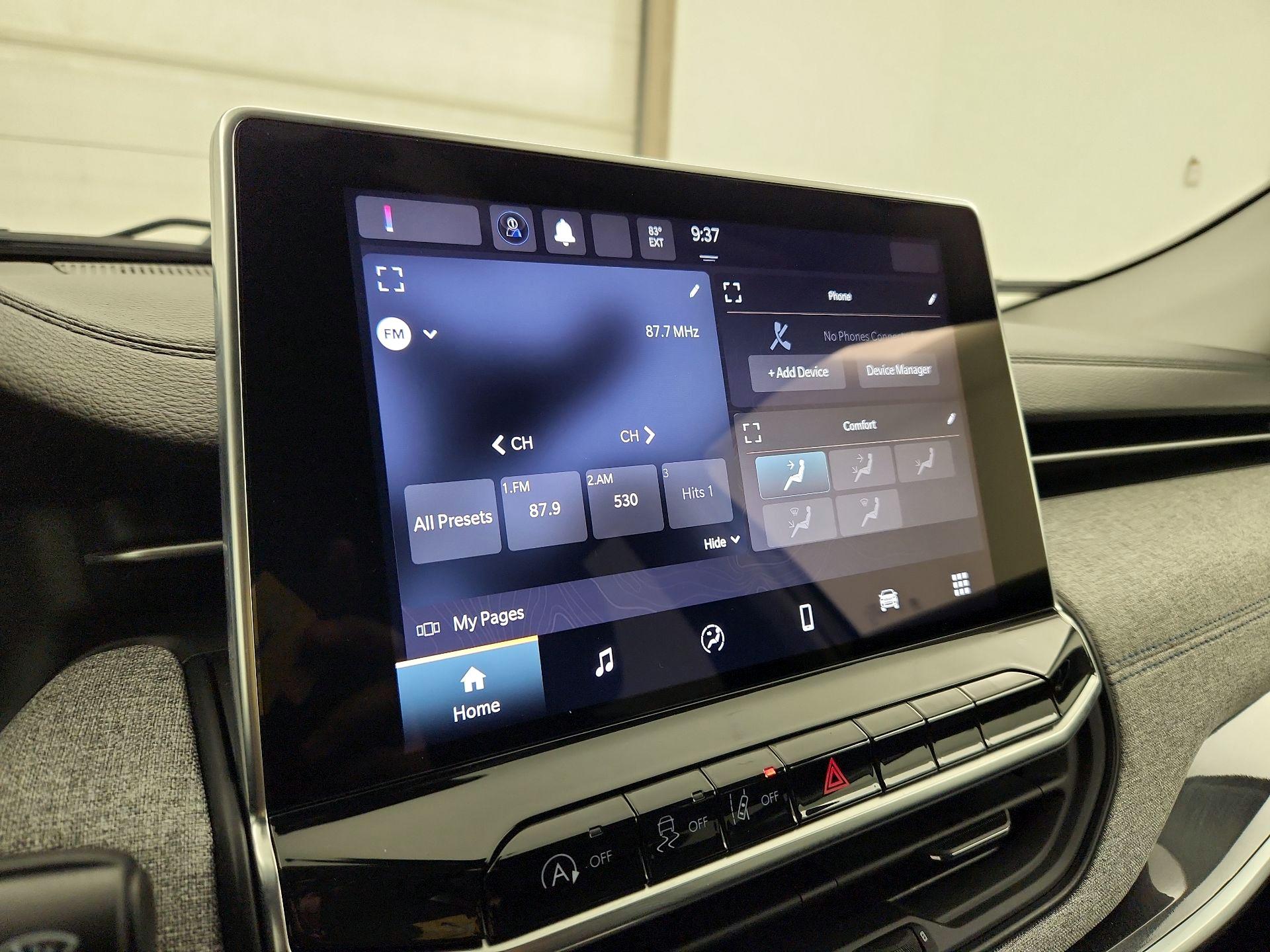 Thumbnail: 2022 Jeep Compass - 15