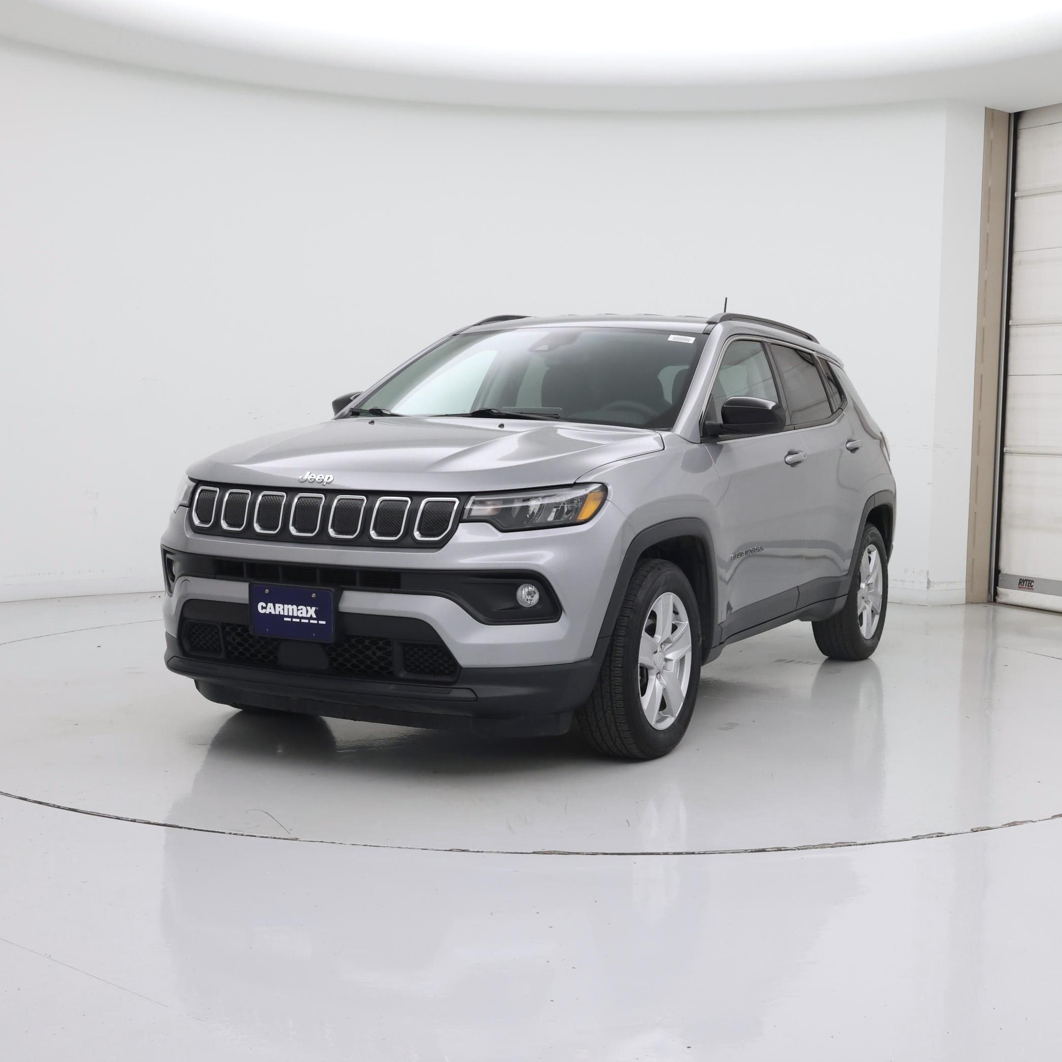 Thumbnail: 2022 Jeep Compass - 4