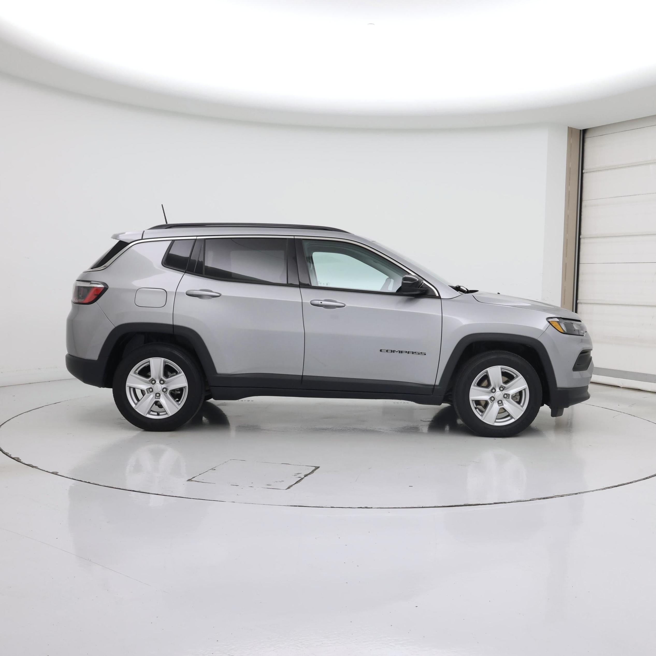 Thumbnail: 2022 Jeep Compass - 7