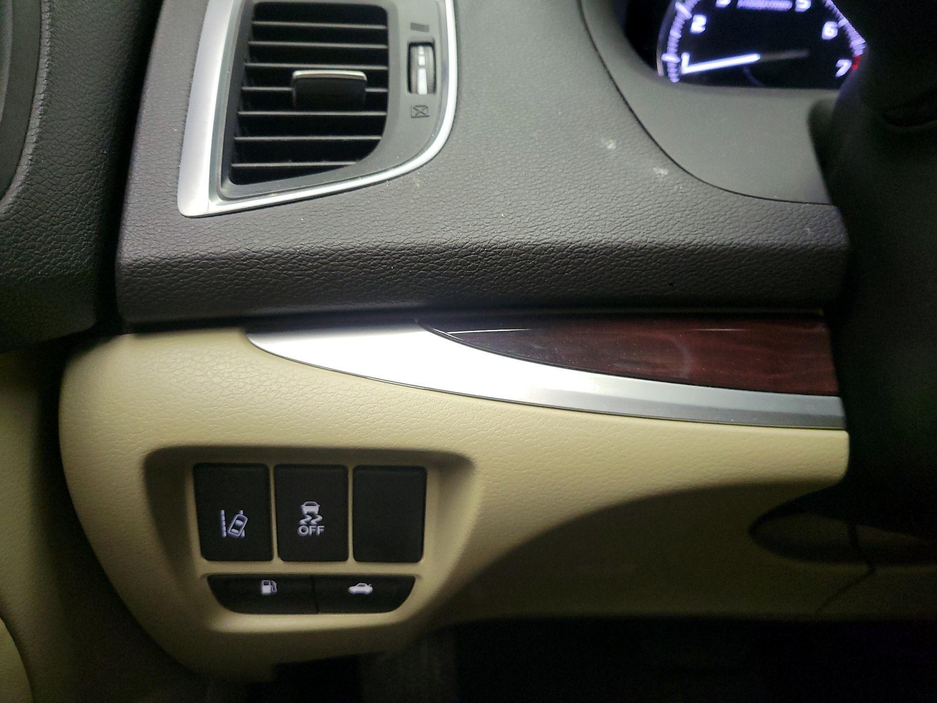 Thumbnail: 2015 Acura TLX - 13
