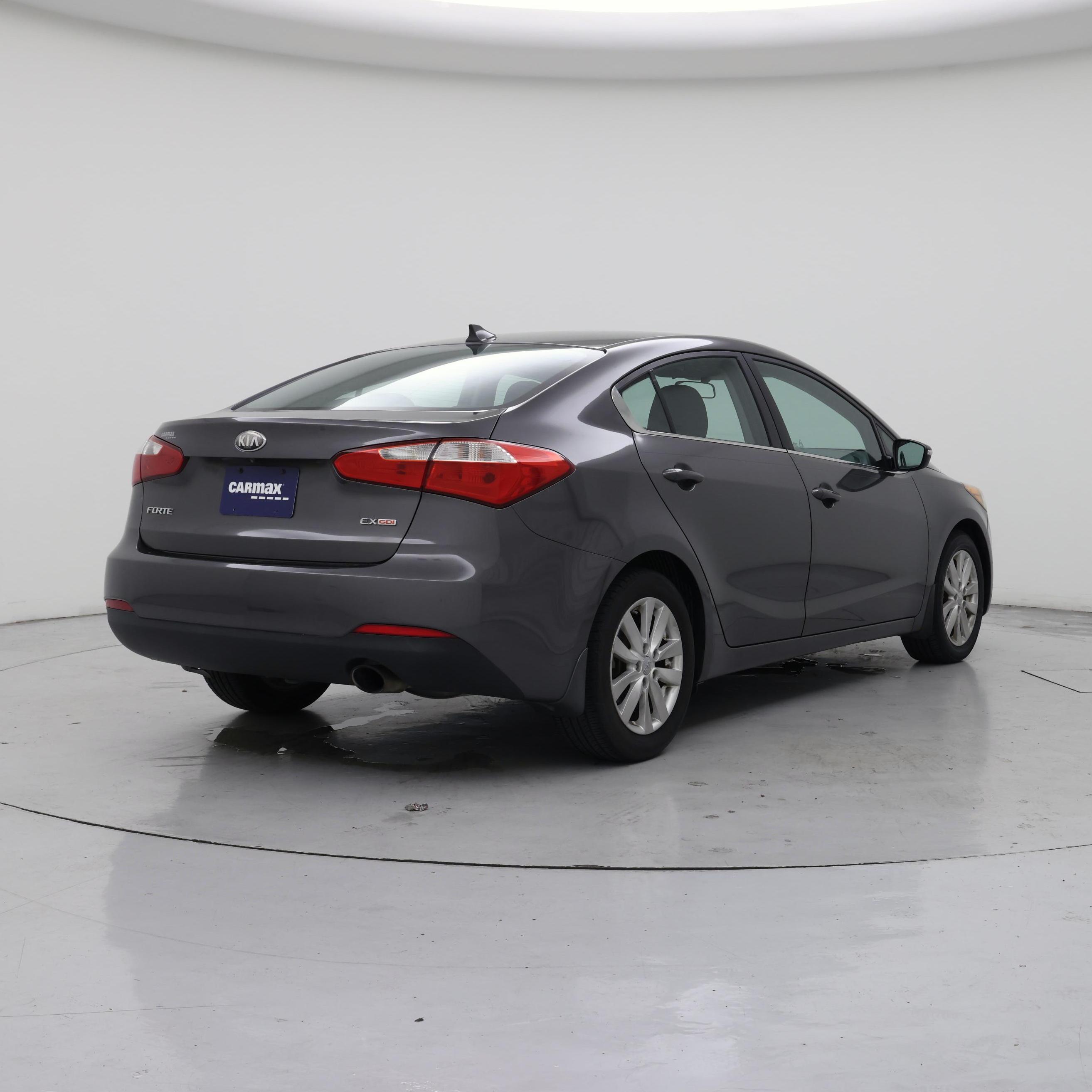 Thumbnail: 2014 Kia Forte - 8