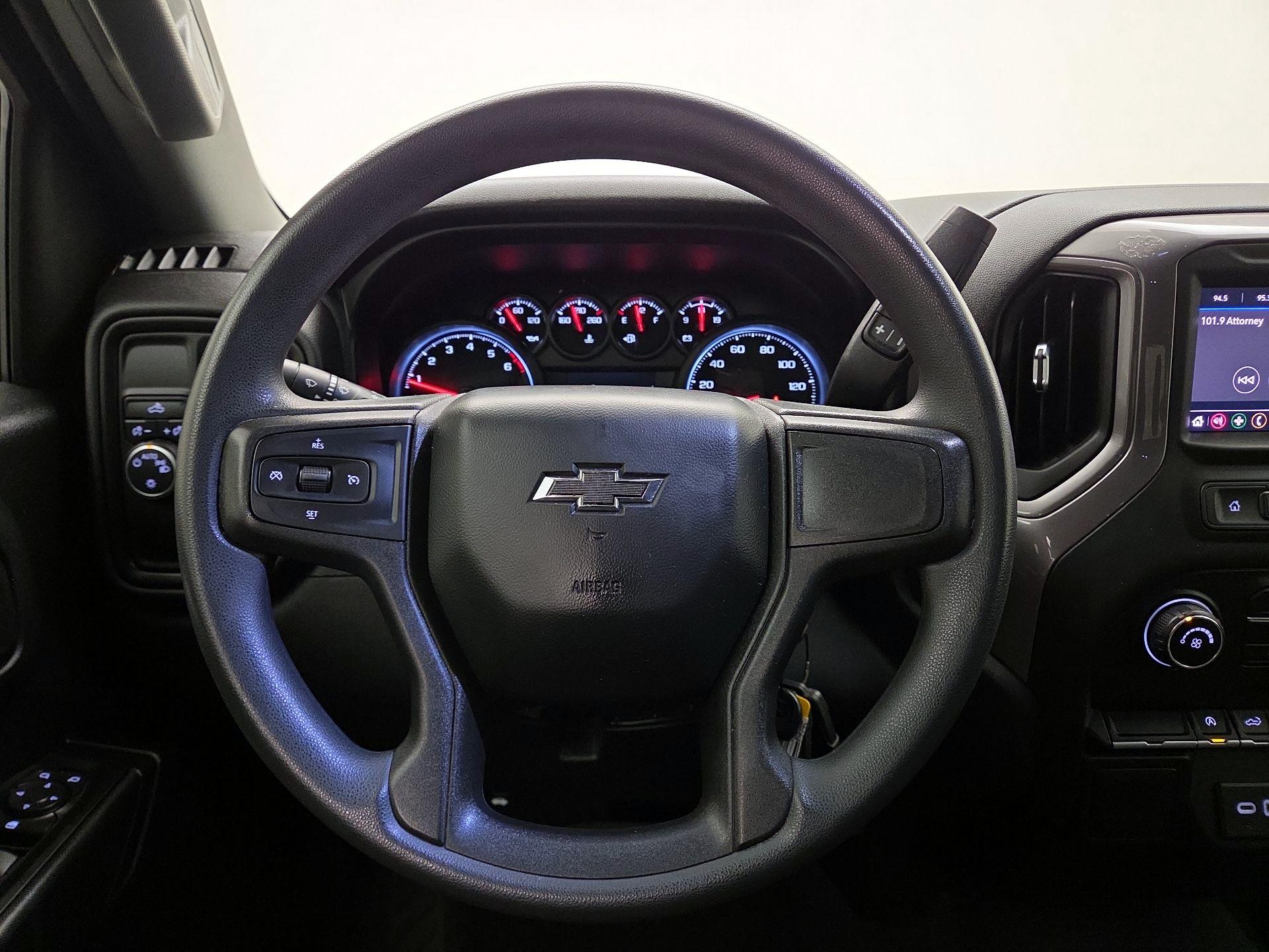 Thumbnail: 2021 Chevrolet Silverado 1500 - 10