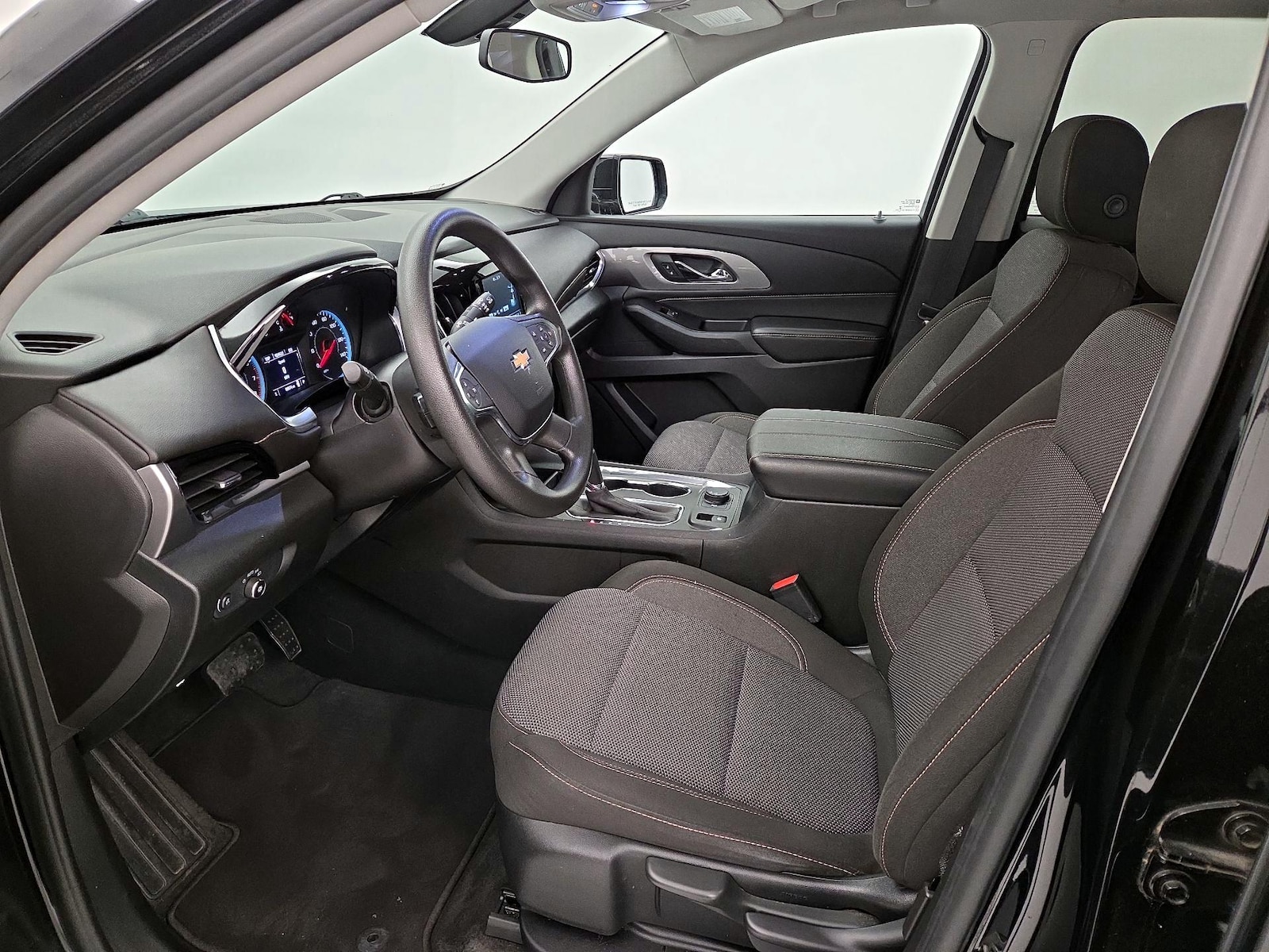 Power Seat(s) & Side Airbags