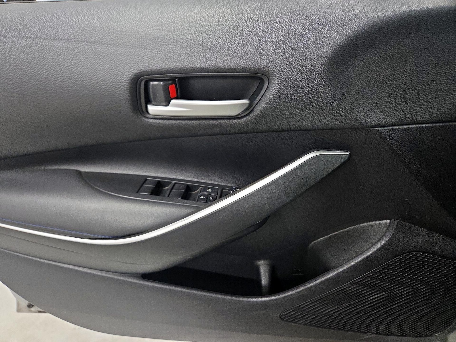 2022 Toyota Corolla SE - Photo 13