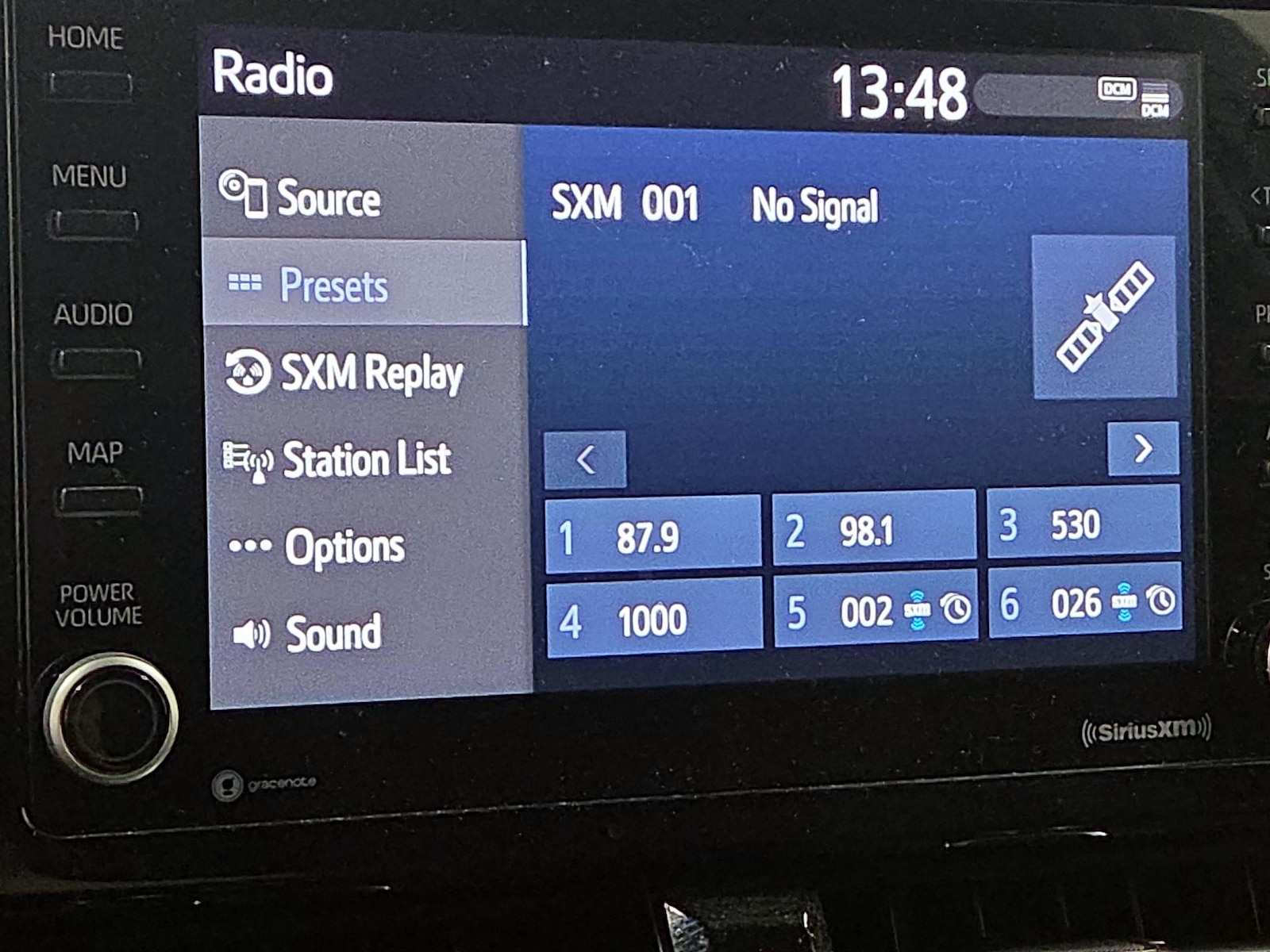 2022 Toyota Corolla SE - Photo 16
