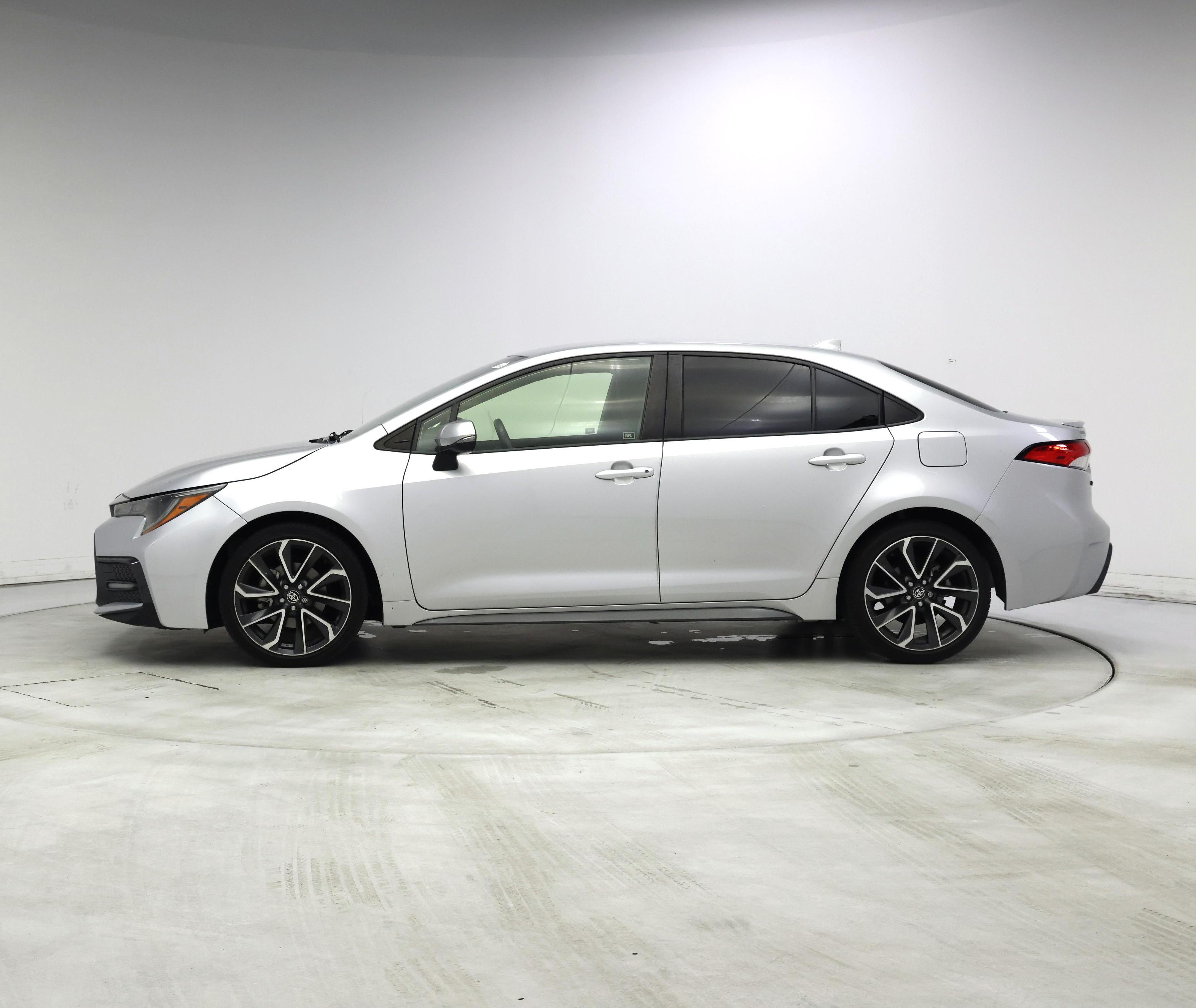Thumbnail: 2022 Toyota Corolla - 3