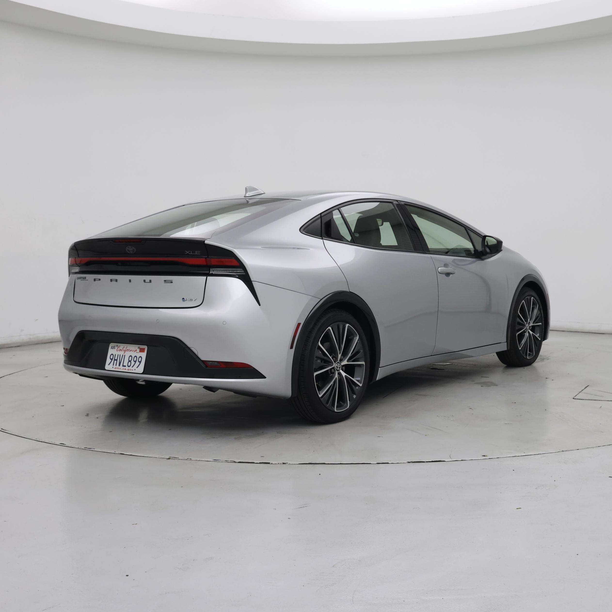 Thumbnail: 2023 Toyota Prius - 8