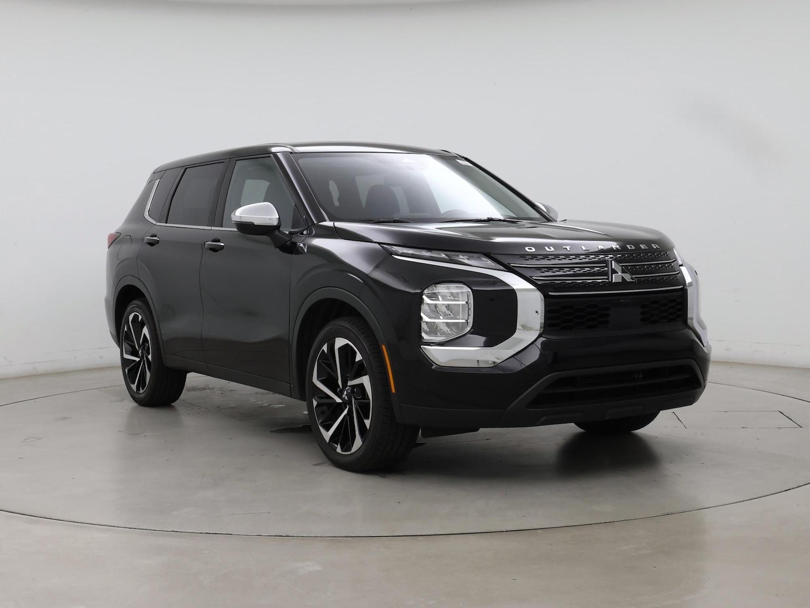 2022 Mitsubishi Outlander ES - Photo 2