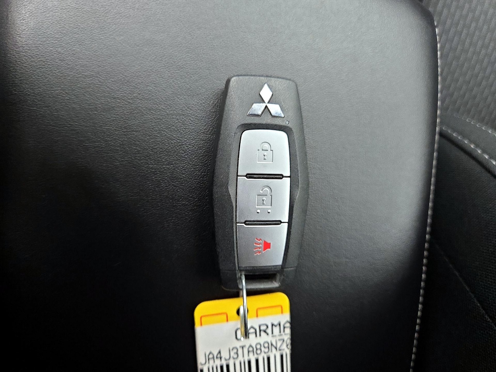 2022 Mitsubishi Outlander ES - Photo 24