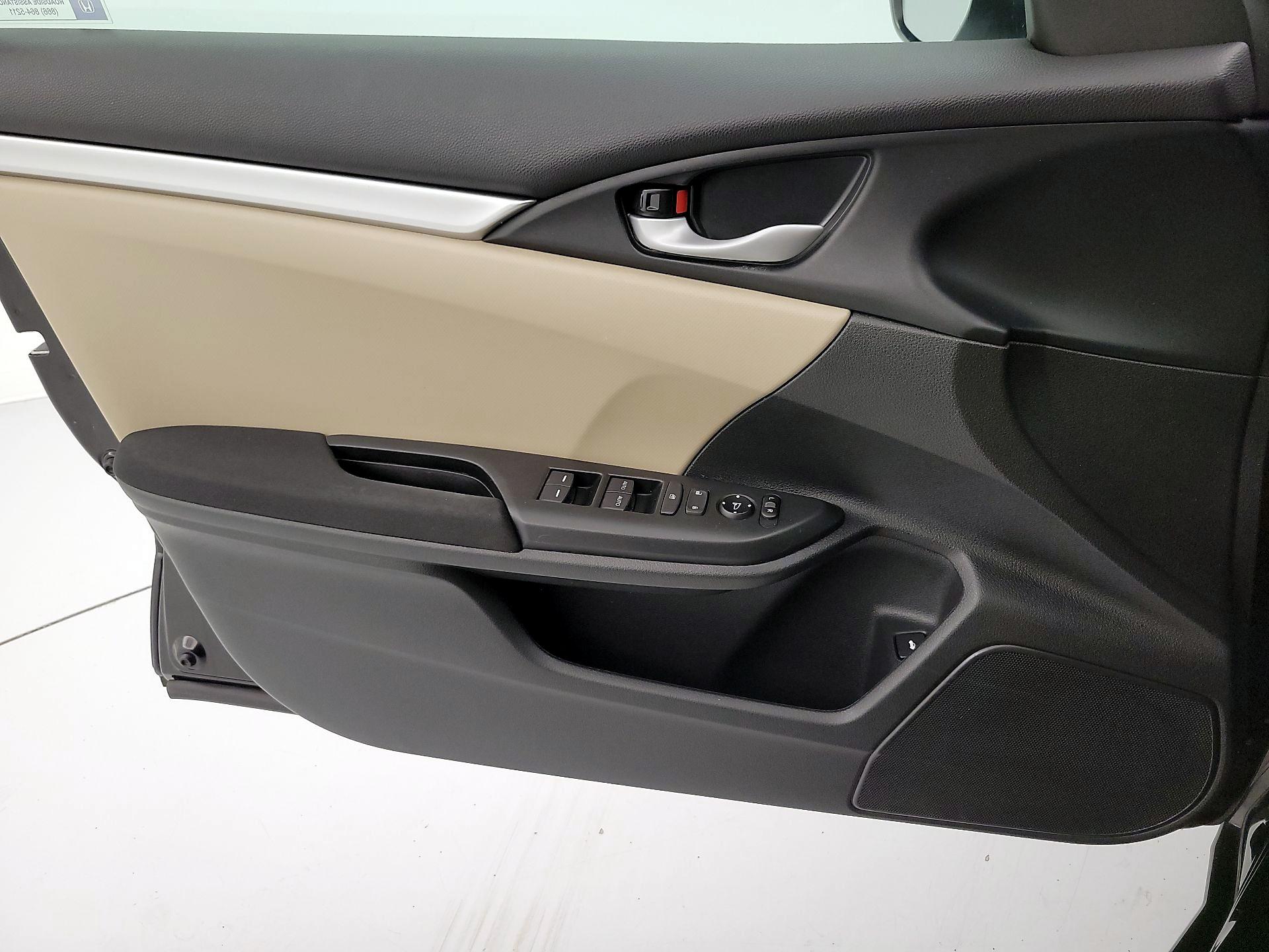 Thumbnail: 2018 Honda Civic - 12