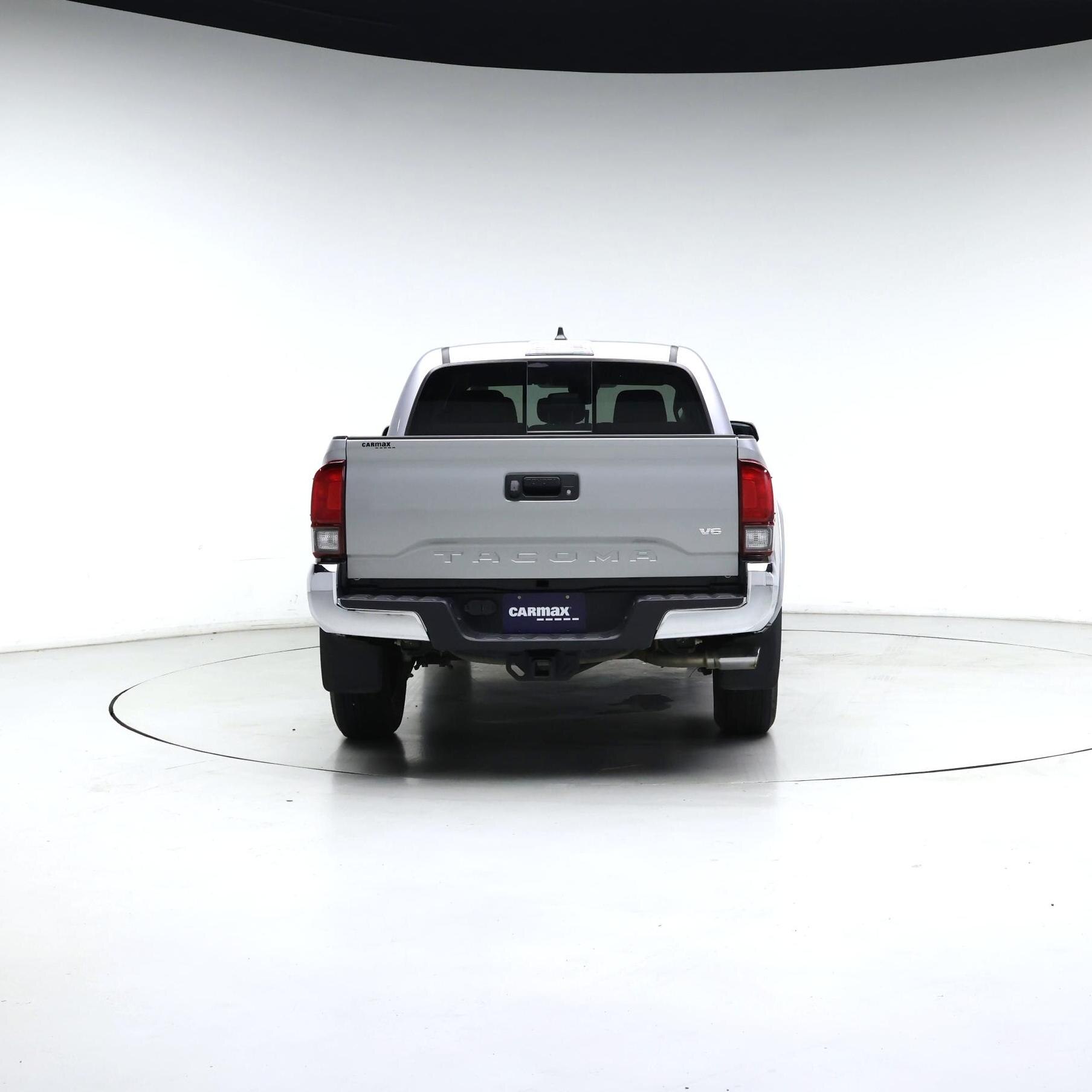 Thumbnail: 2020 Toyota Tacoma - 6
