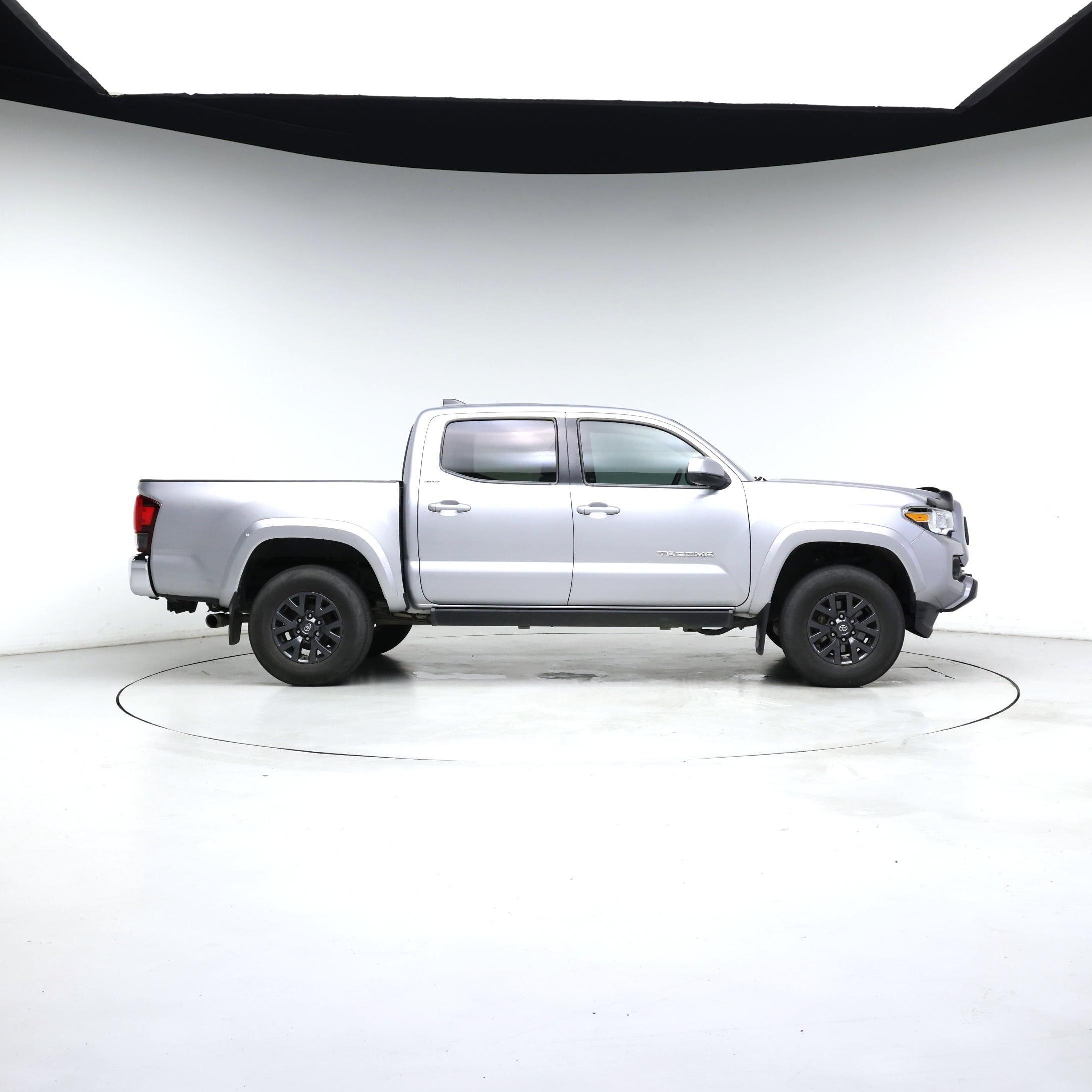 Thumbnail: 2020 Toyota Tacoma - 7