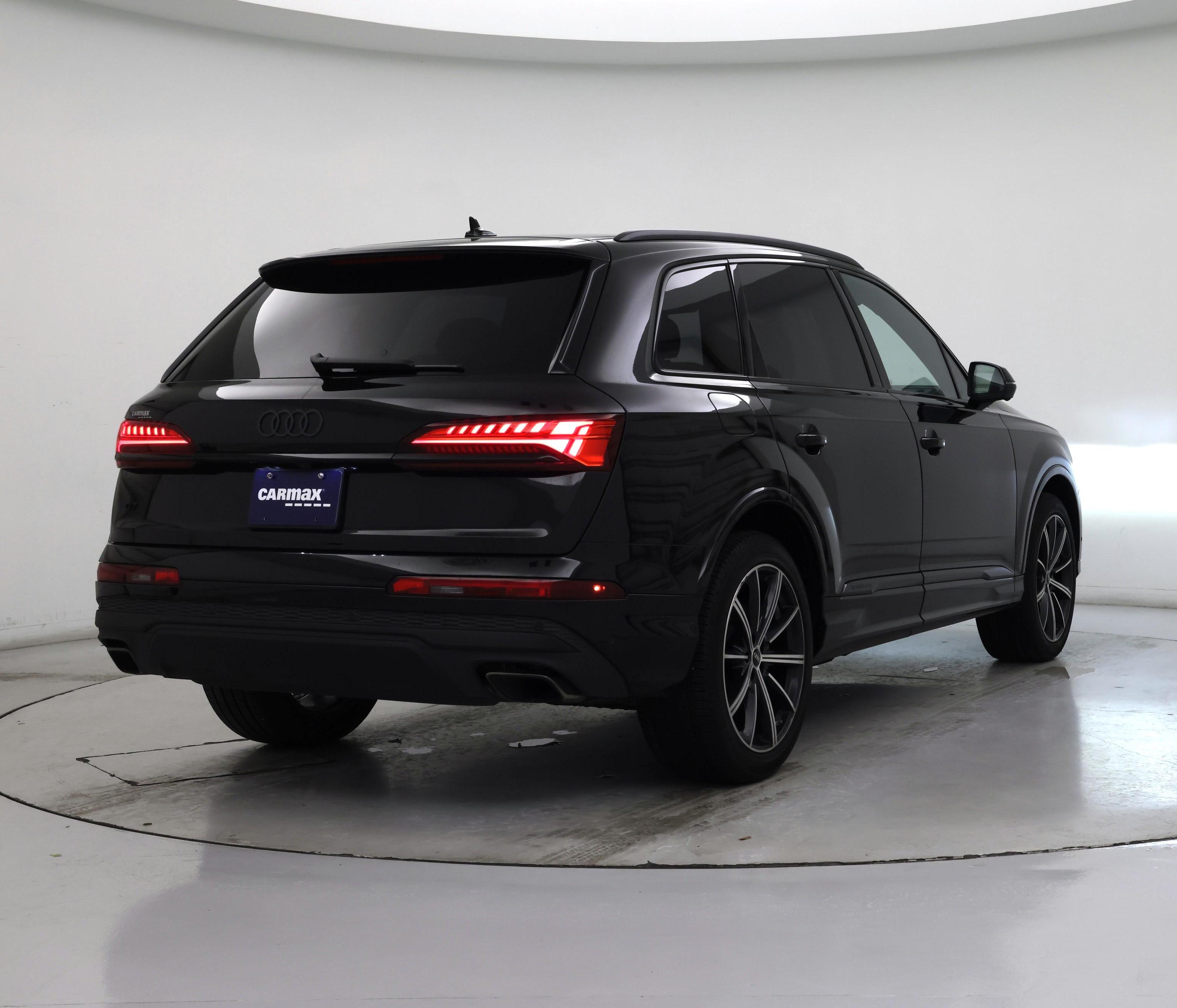 Thumbnail: 2025 Audi Q7 - 8