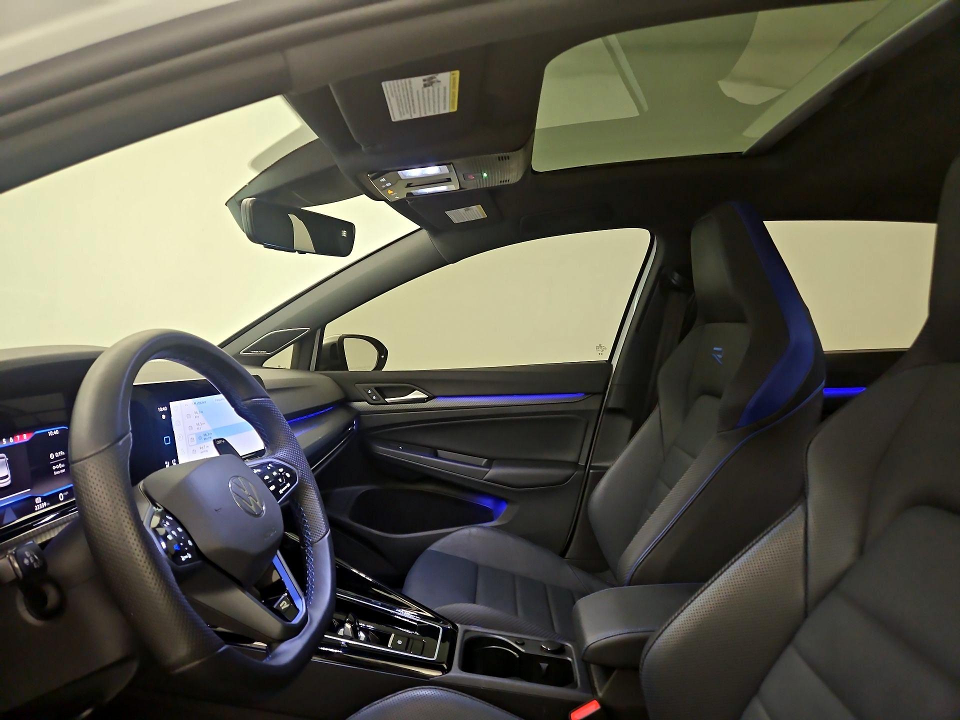 Thumbnail: 2023 Volkswagen Golf - 18